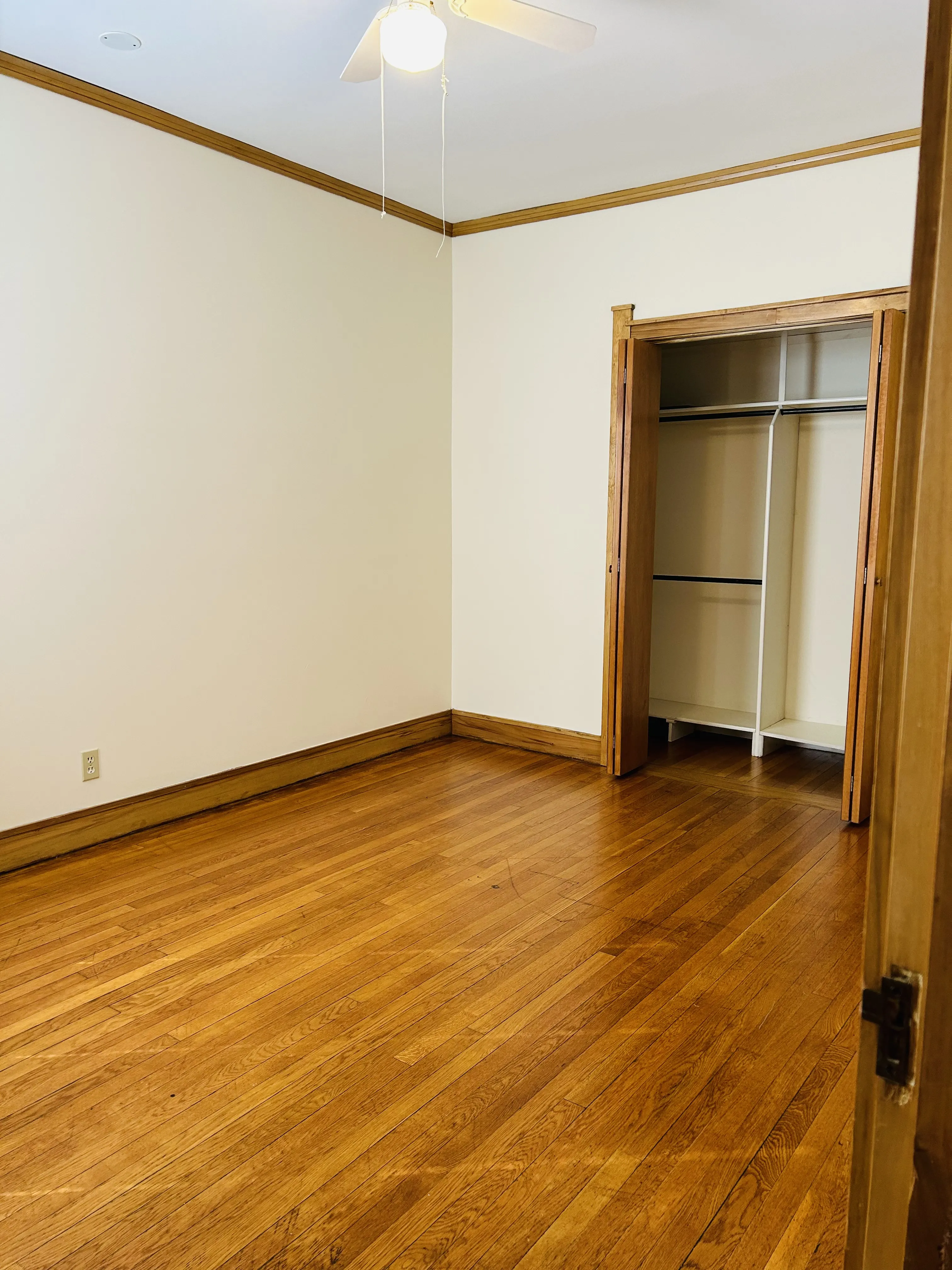 5753 N Winthrop Ave   60660 60660-5751-53 N Winthrop Ave-Chicago-IL