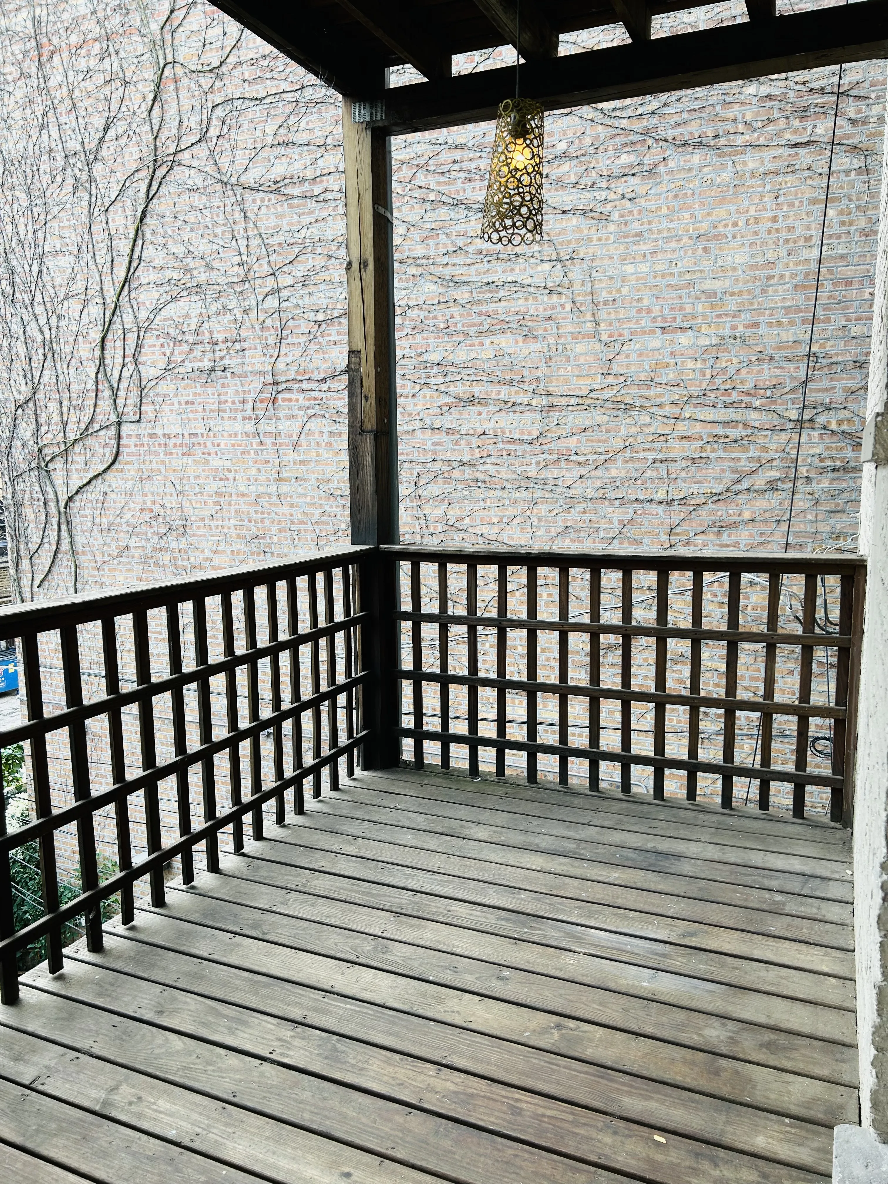 5753 N Winthrop Ave   60660 60660-5751-53 N Winthrop Ave-Chicago-IL