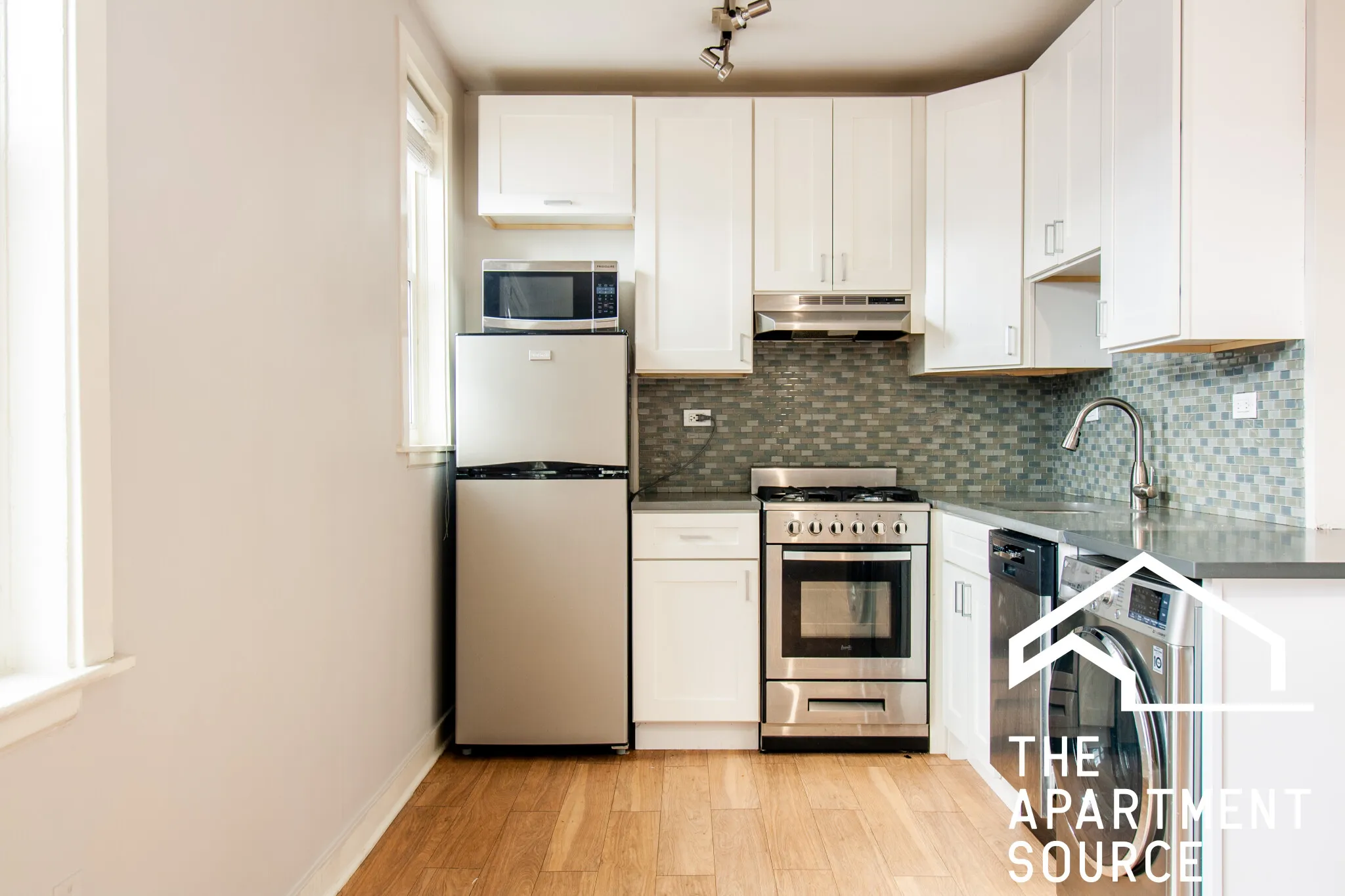 511 W Belmont Ave 60657 60657-unit#44-Chicago-IL