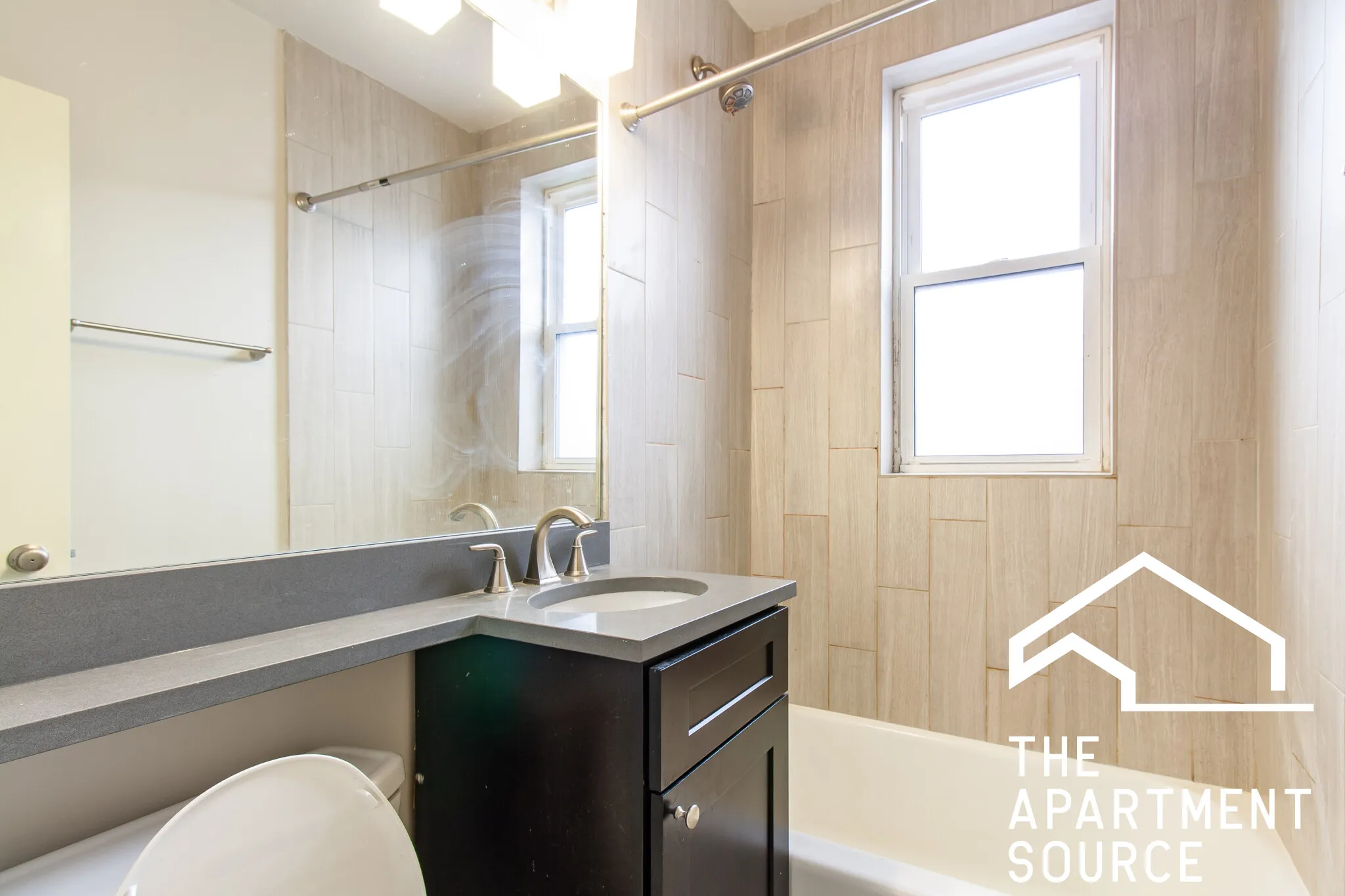 511 W Belmont Ave 60657 60657-unit#44-Chicago-IL