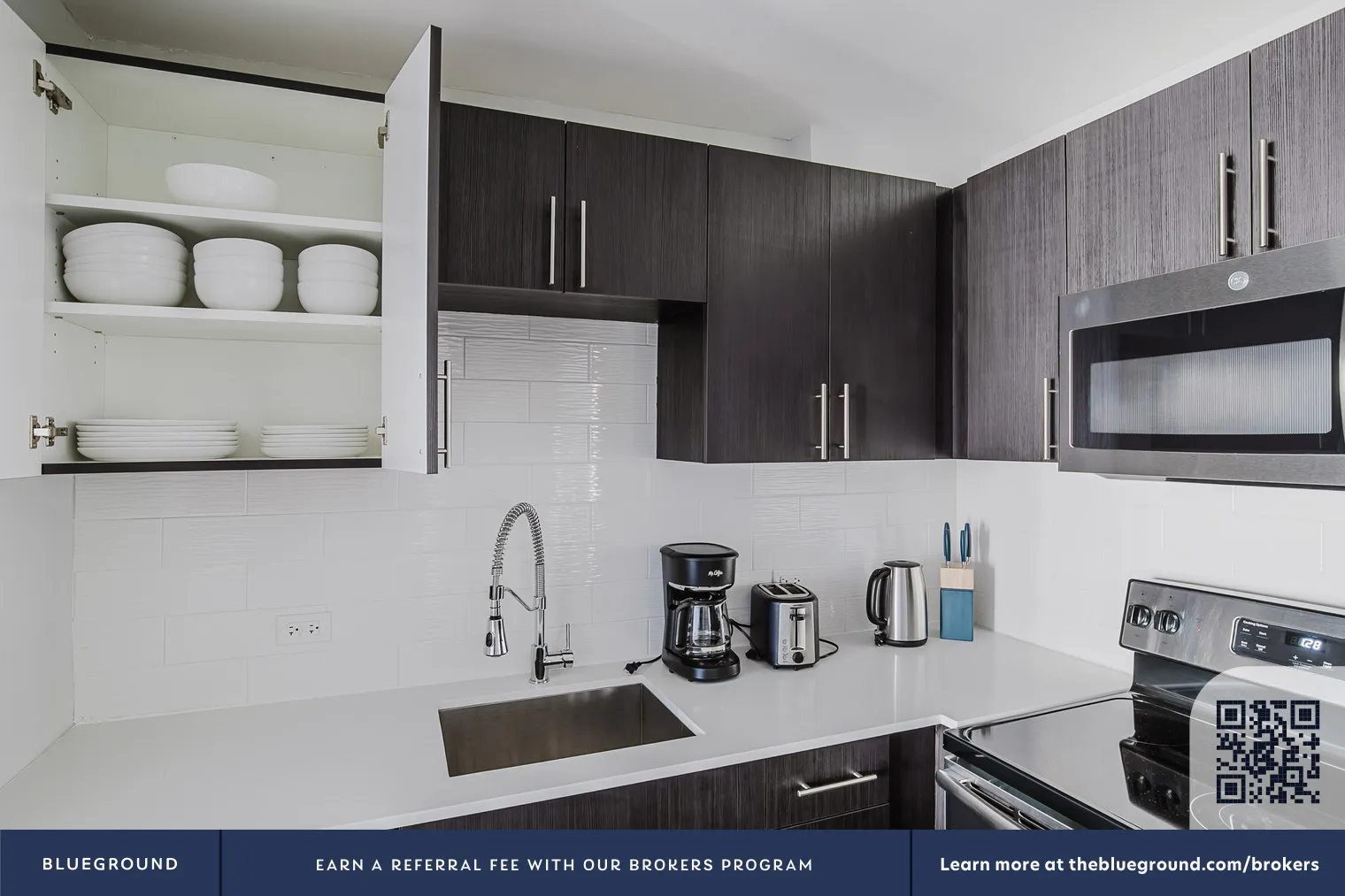 1 E Delaware Pl 60611 60611-One East Delaware-unit#ID1125-Chicago-IL