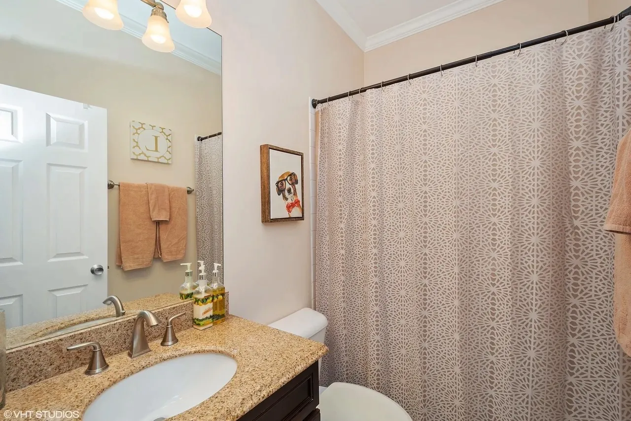 2117 W Rice St   60622 60622-unit#3E-Chicago-IL