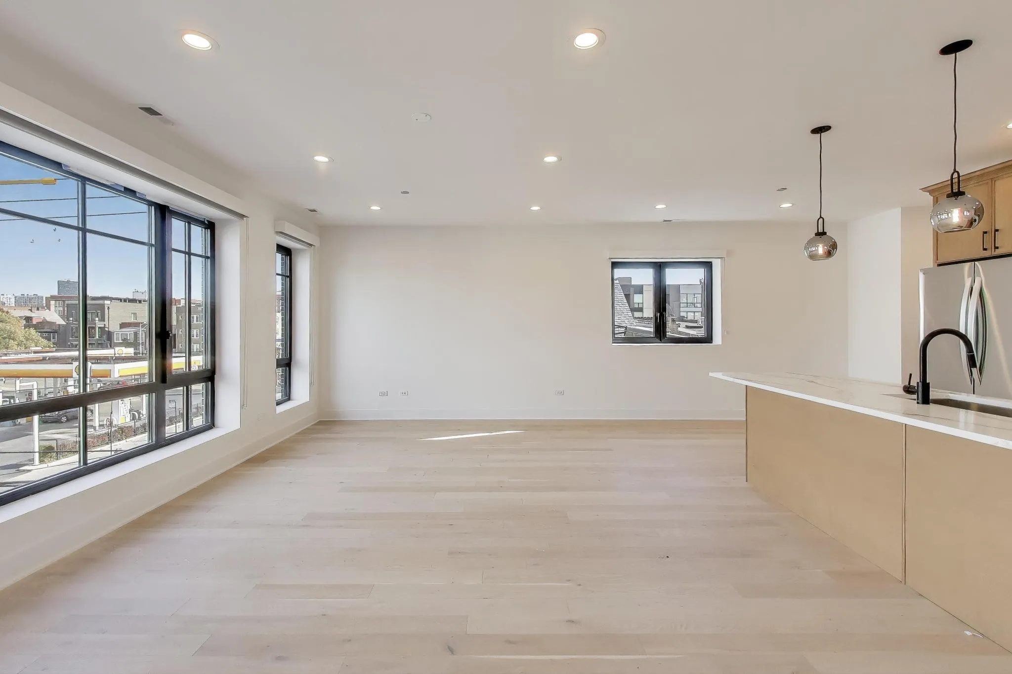 1619 W Lawrence Ave 60640 60640-unit#2-Chicago-IL