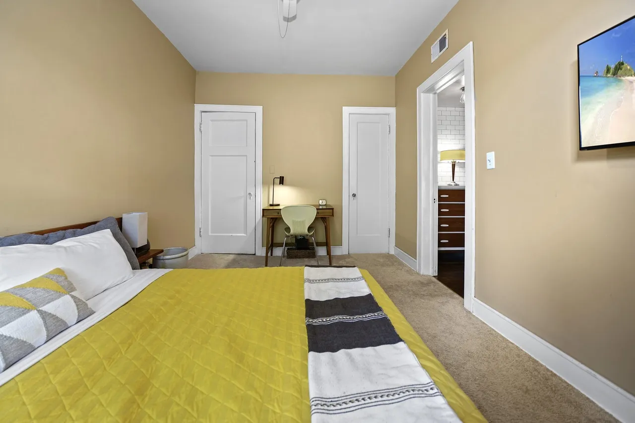 6251 N Sheridan Rd   60660 60660-unit#15-Chicago-IL