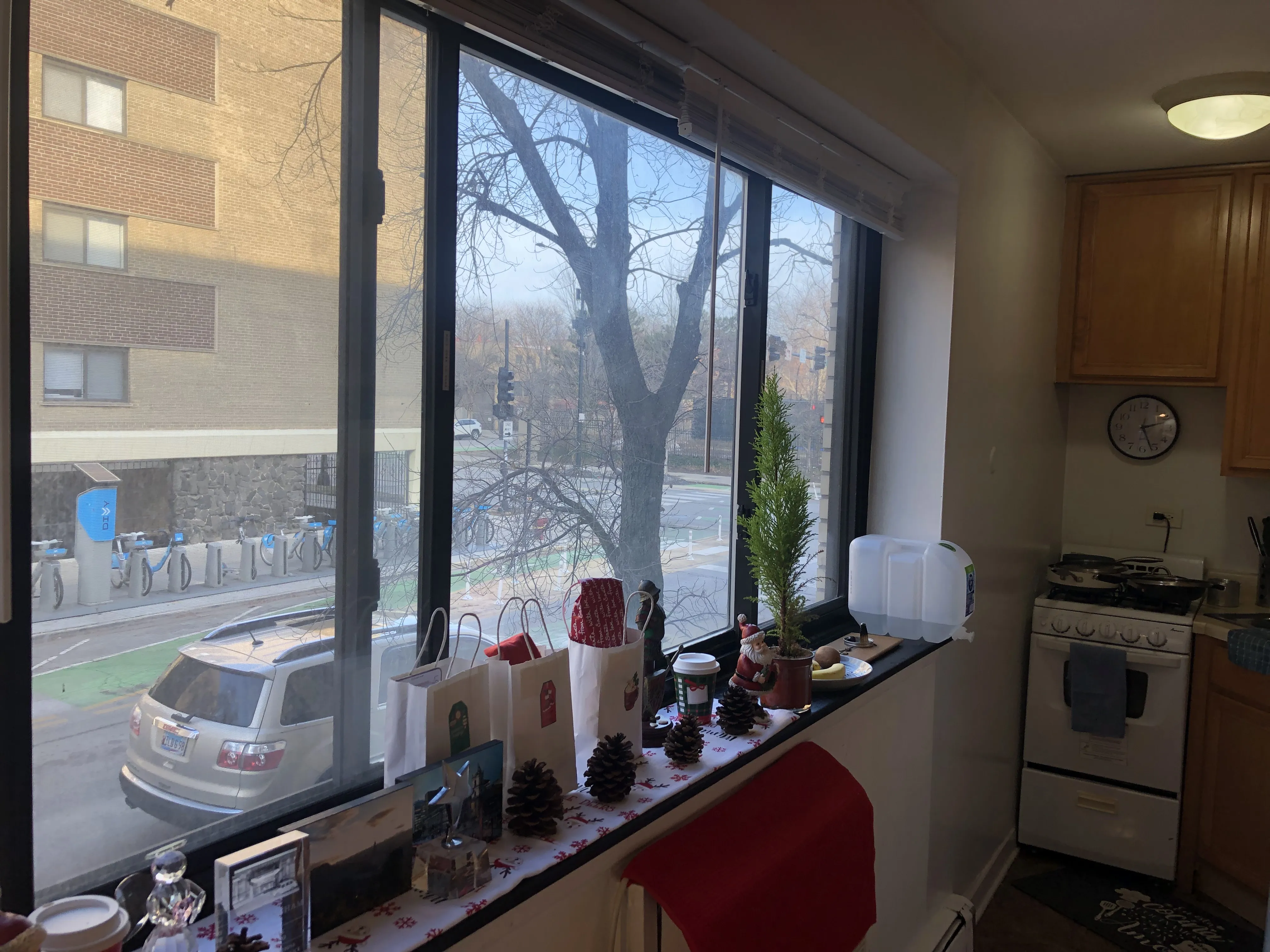 5250 N Sheridan Rd   60640 60640-unit#209-Chicago-IL