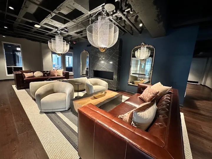 150 N Ashland Ave 60607 60607-unit#328-Chicago-IL