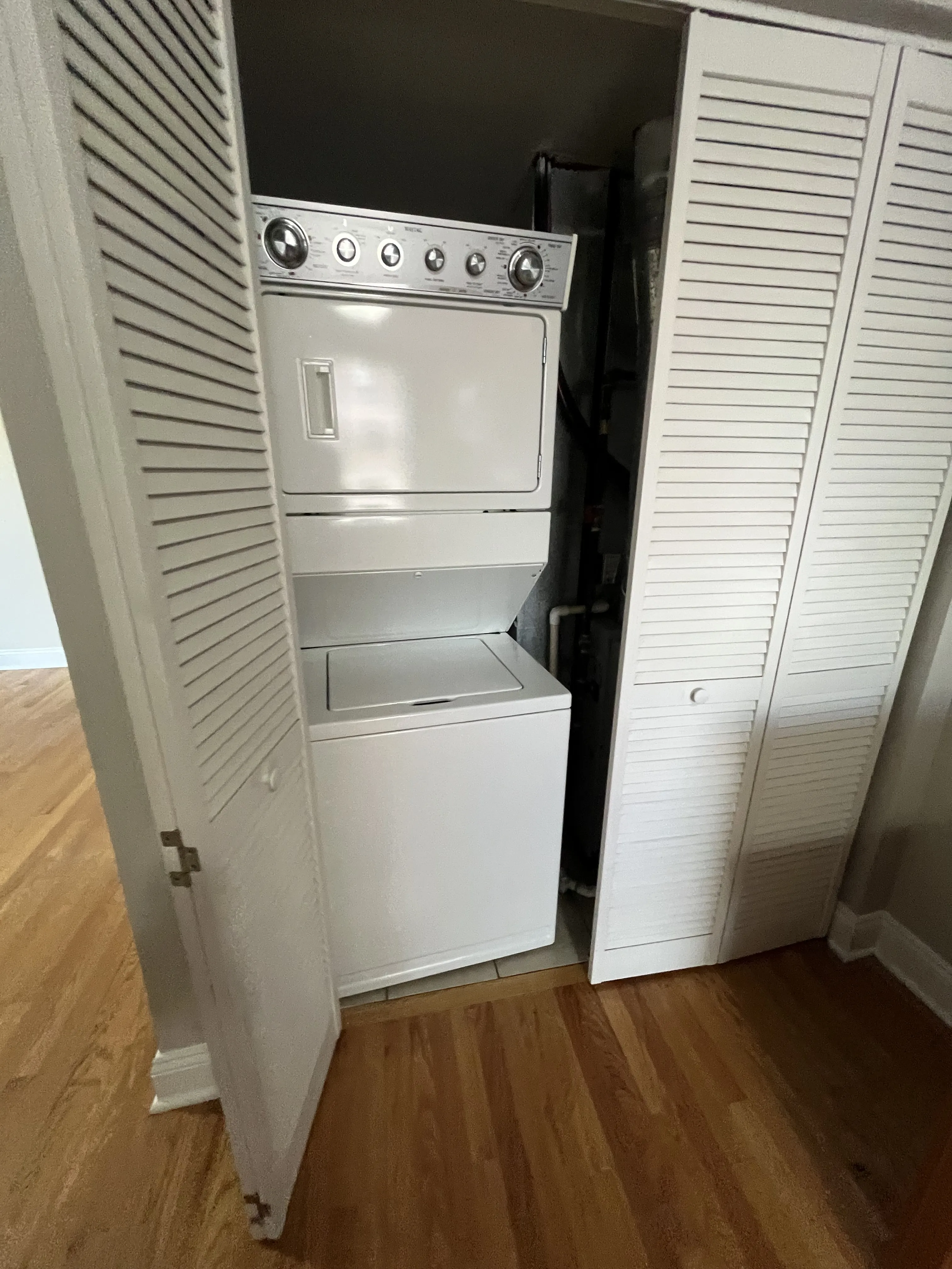 1819 W Belmont Ave   60657 60657-Chicago-IL