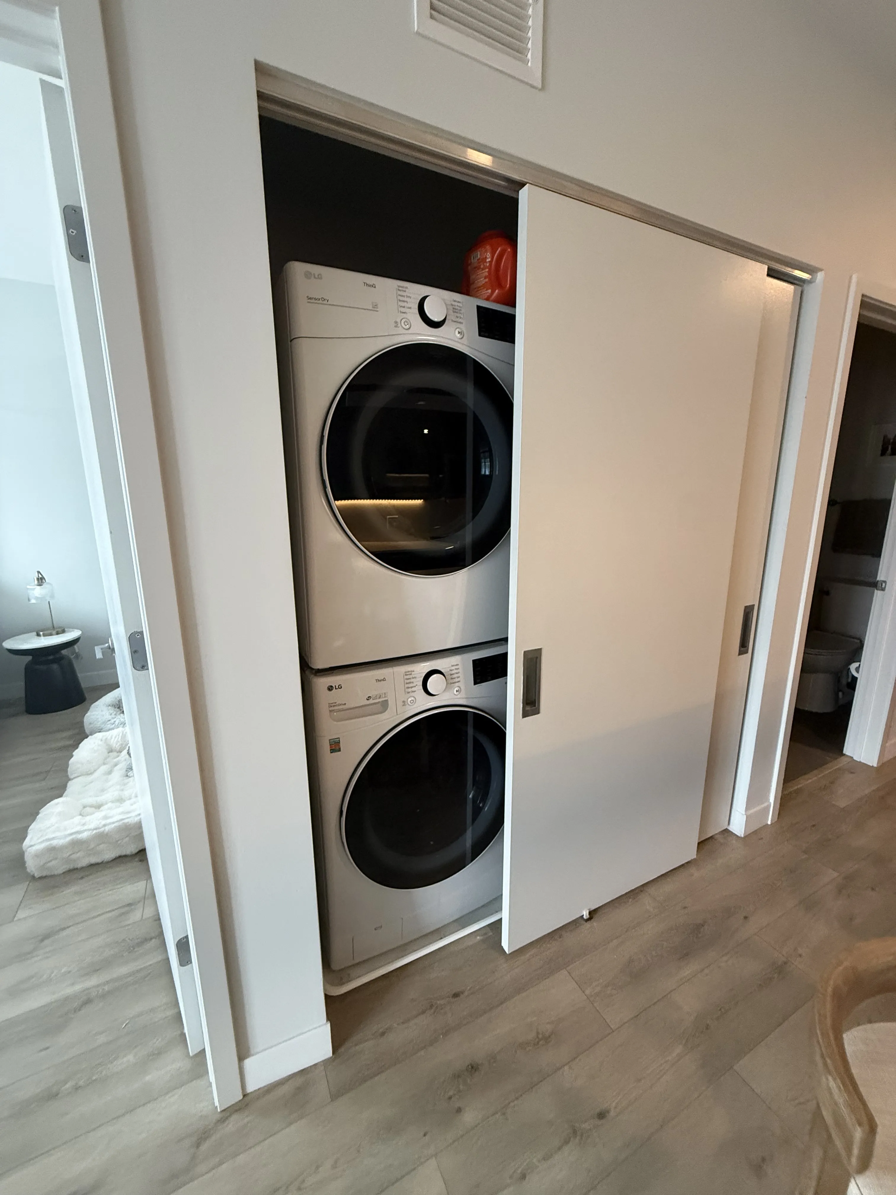 1210 N State Pkwy   60610 60610-Chicago-IL