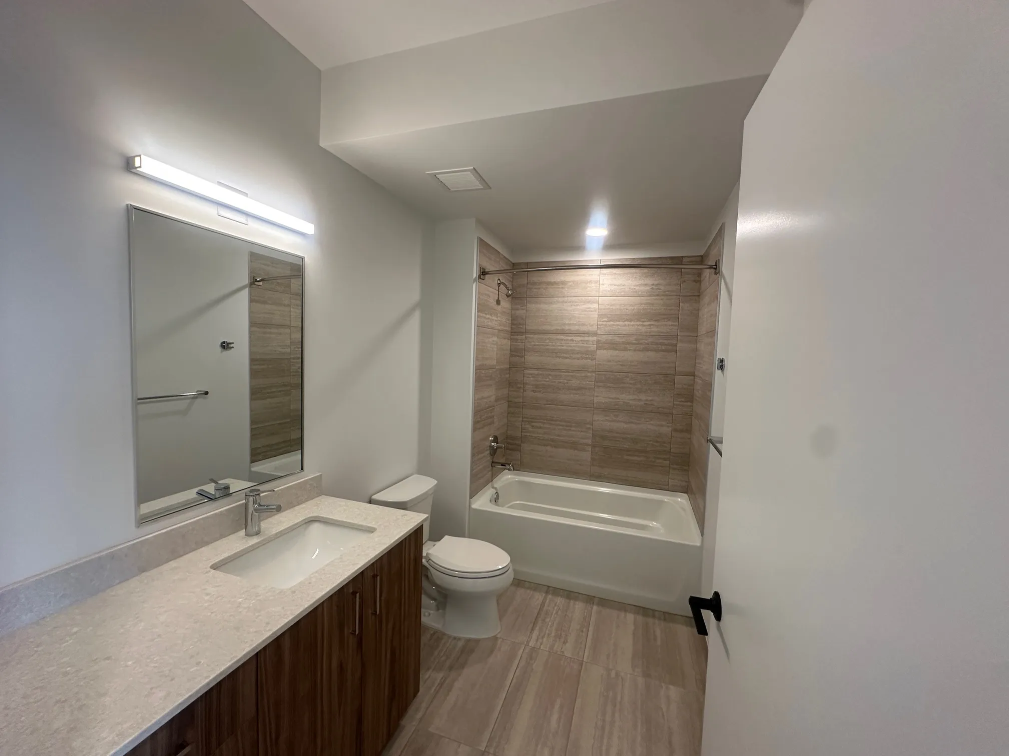 166 N Aberdeen St   60607 60607-unit#1604-Chicago-IL