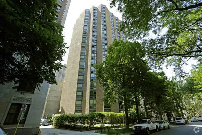 635 W Grace St 60613 60613-Grace Street Towers-unit#1303-Chicago-IL