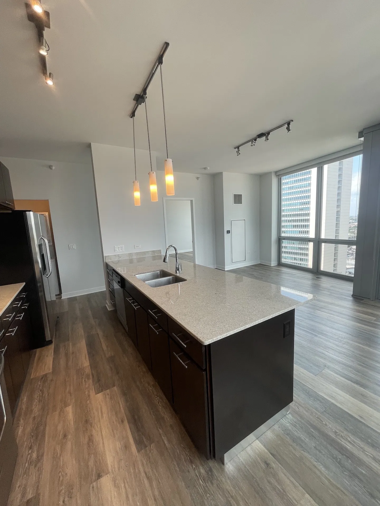 469 W Huron St   60654 60654-unit#2002-Chicago-IL