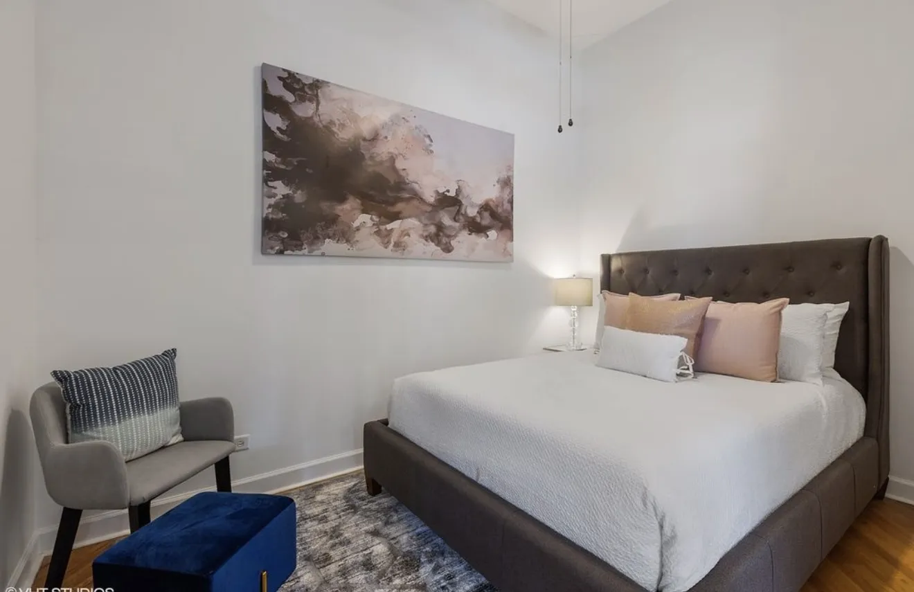 936 W Madison St   60607 60607-Chicago-IL