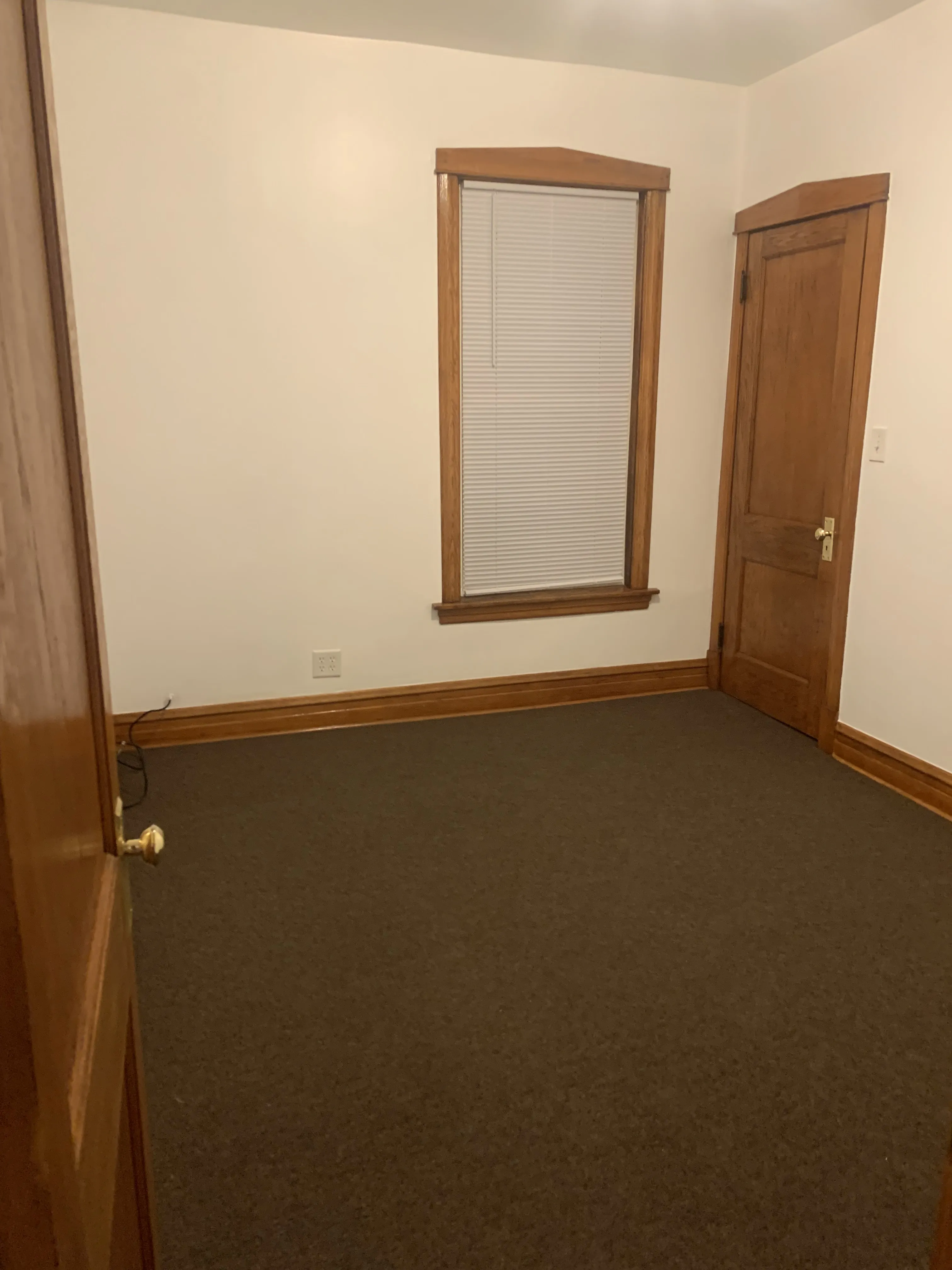 3417 W Evergreen Ave 60651-Evergreen Apartments-unit#2F-Chicago-IL
