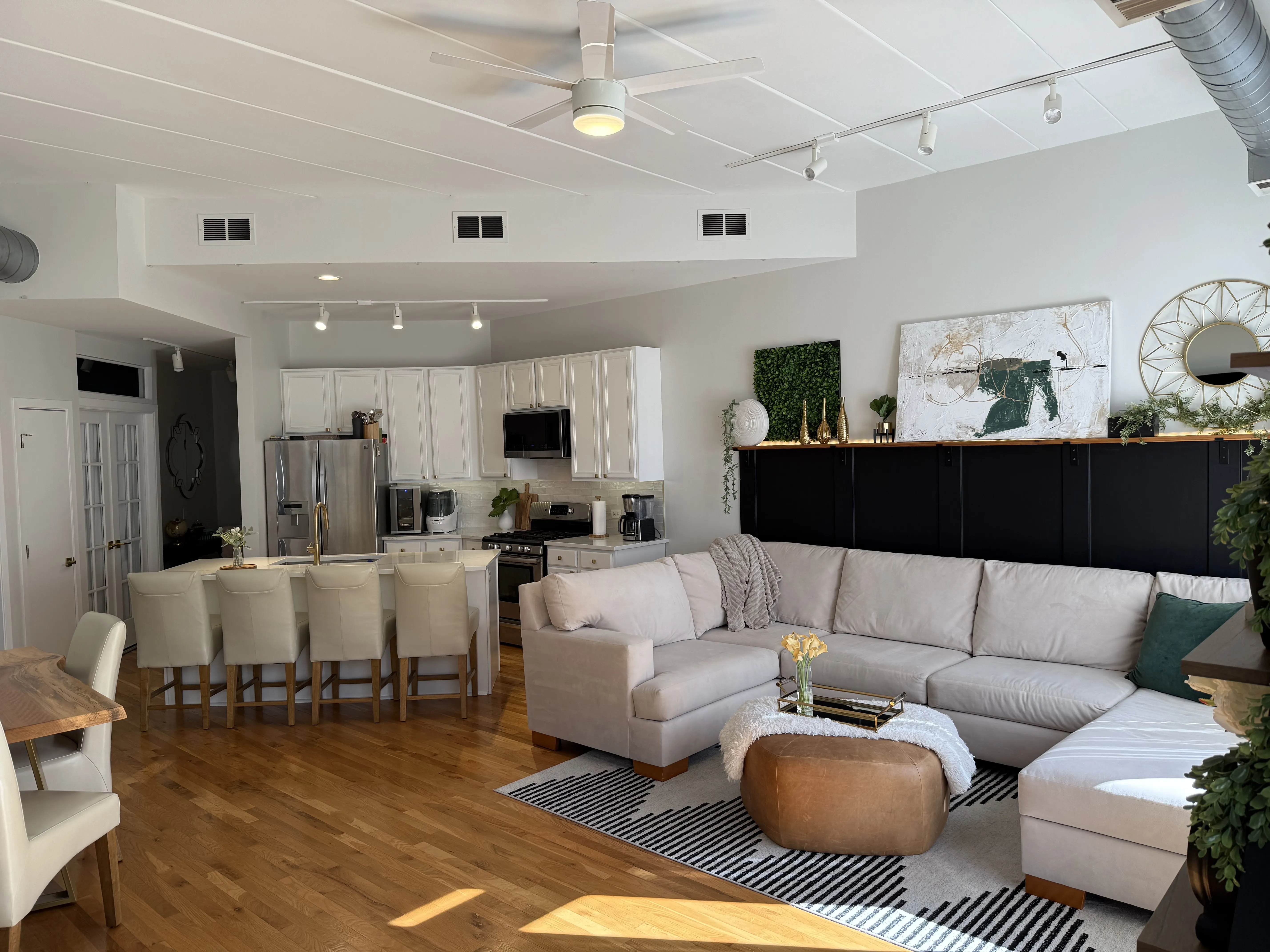 936 W Madison St   60607 60607-Chicago-IL