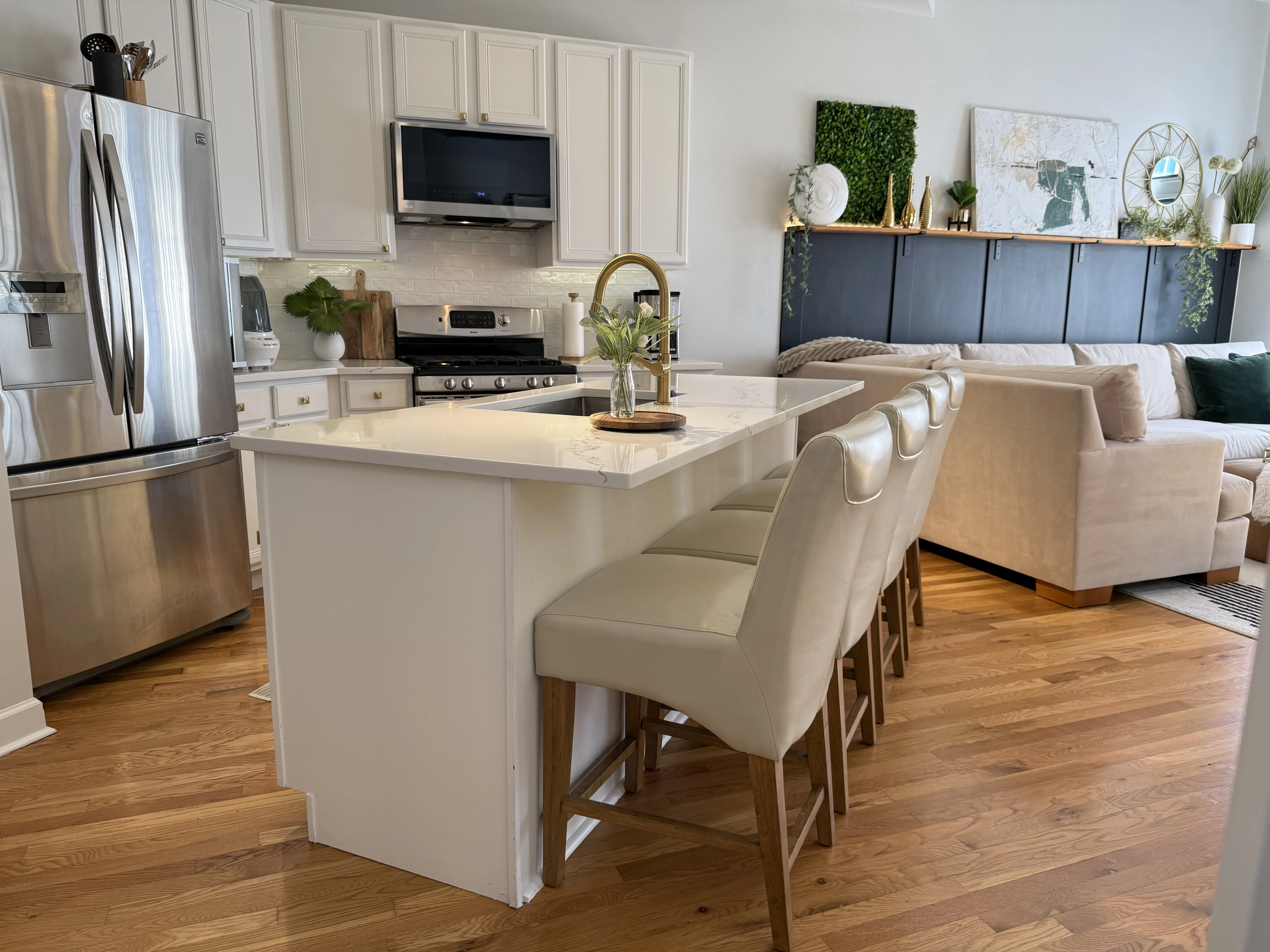 936 W Madison St   60607 60607-Chicago-IL