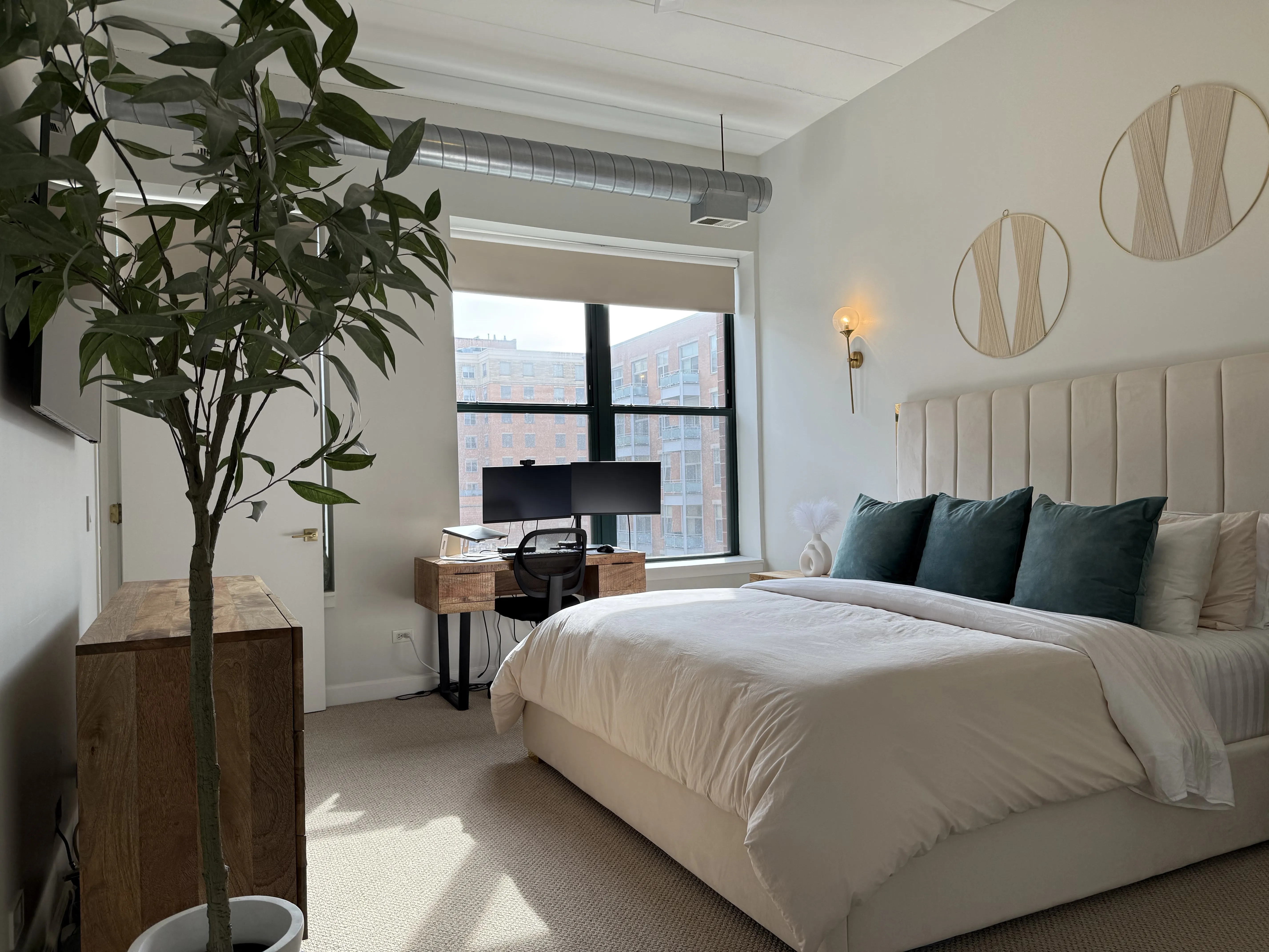 936 W Madison St   60607 60607-Chicago-IL