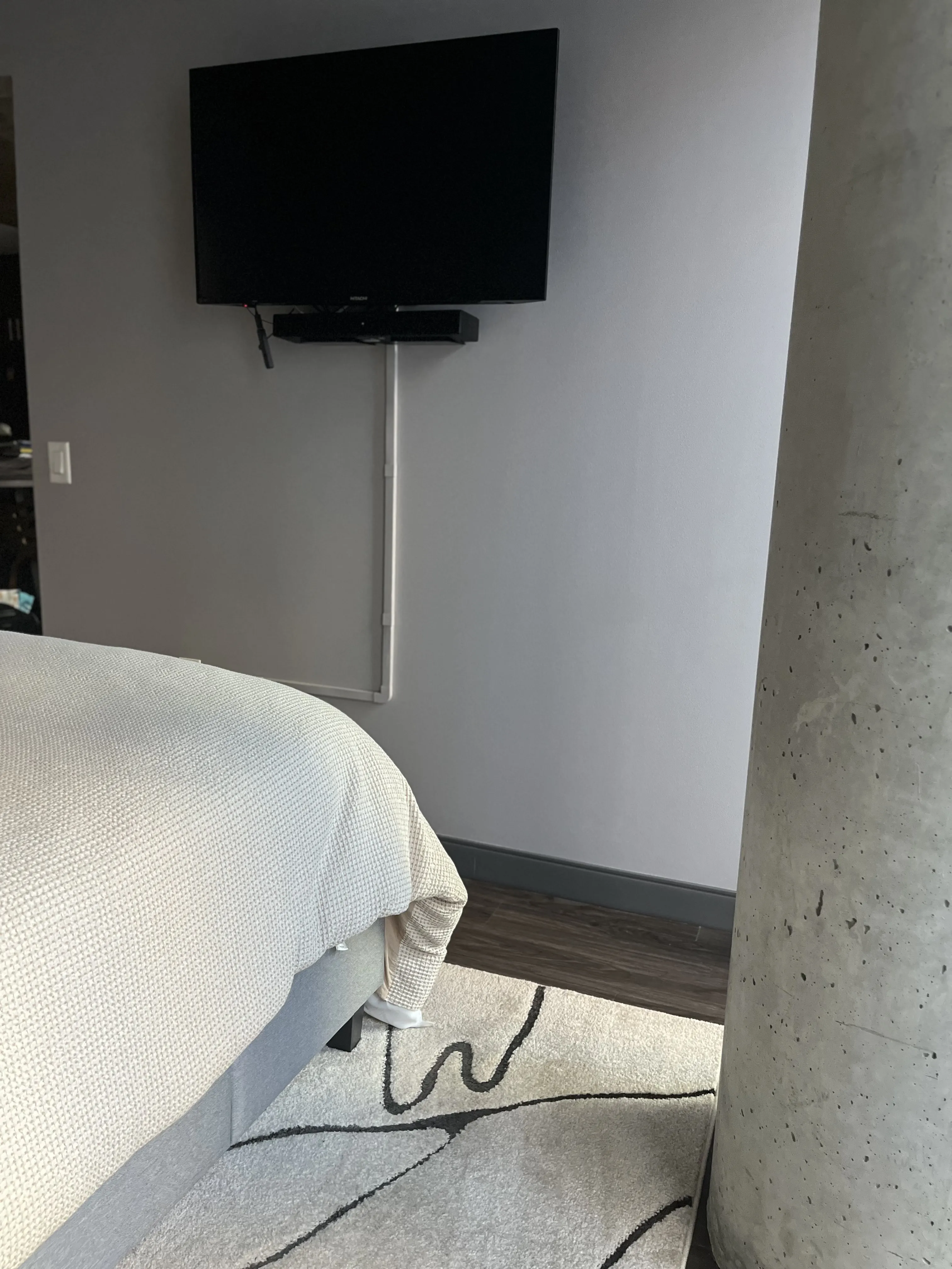 215 W Lake St 60606 60606-Chicago-IL