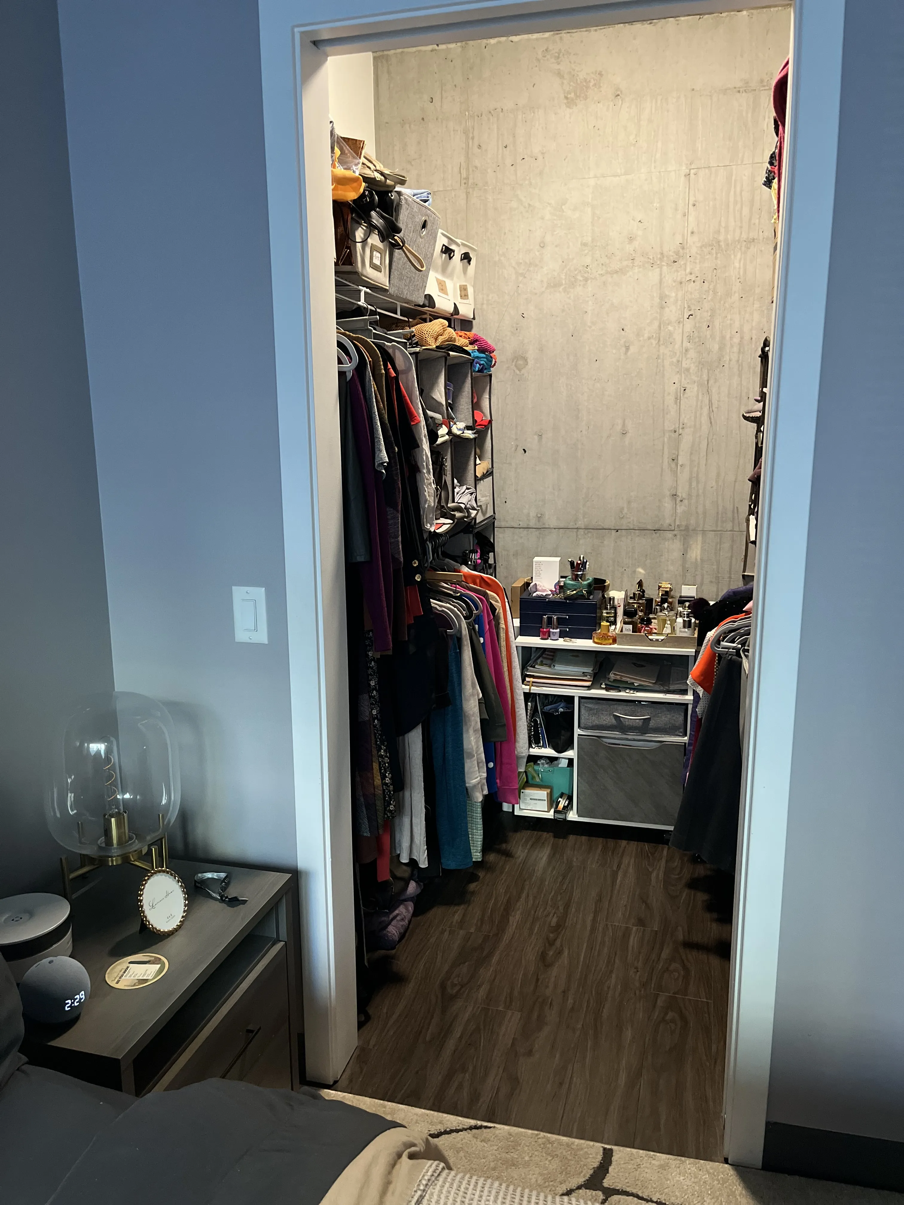 215 W Lake St 60606 60606-Chicago-IL