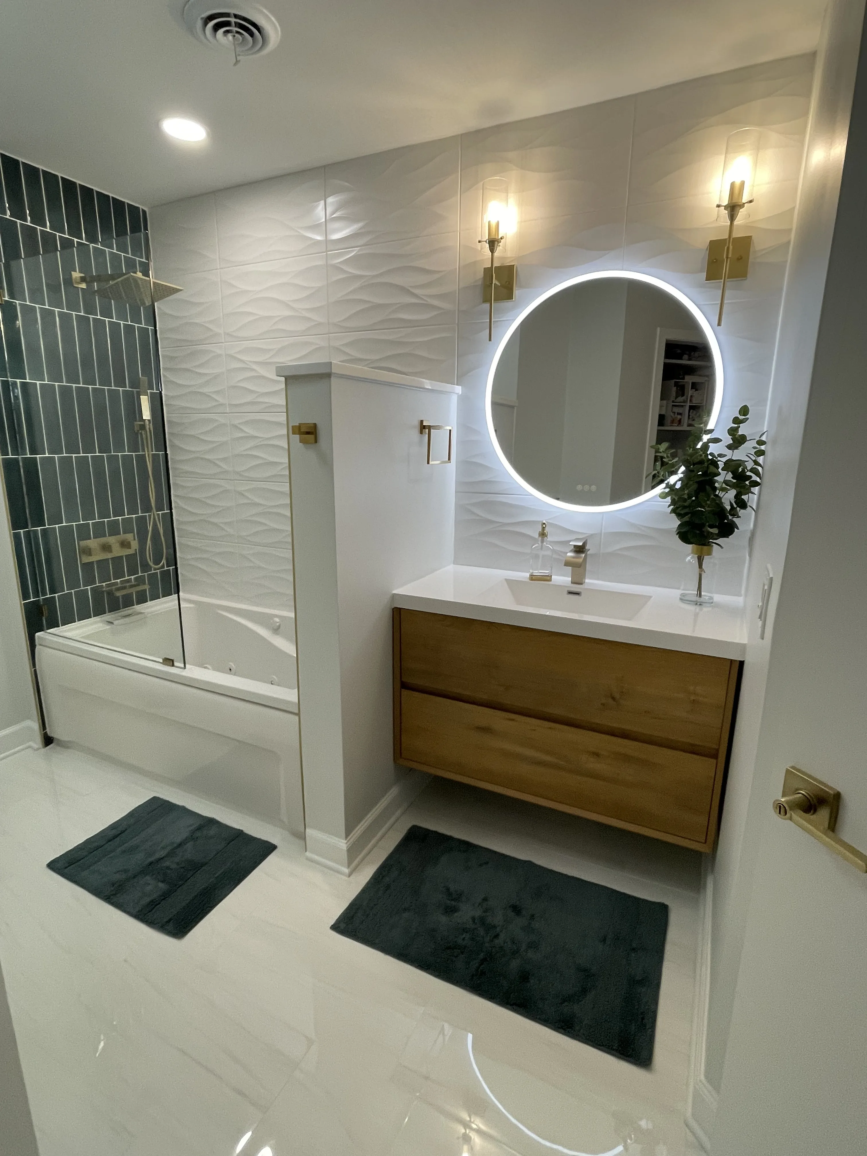 936 W Madison St   60607 60607-Chicago-IL