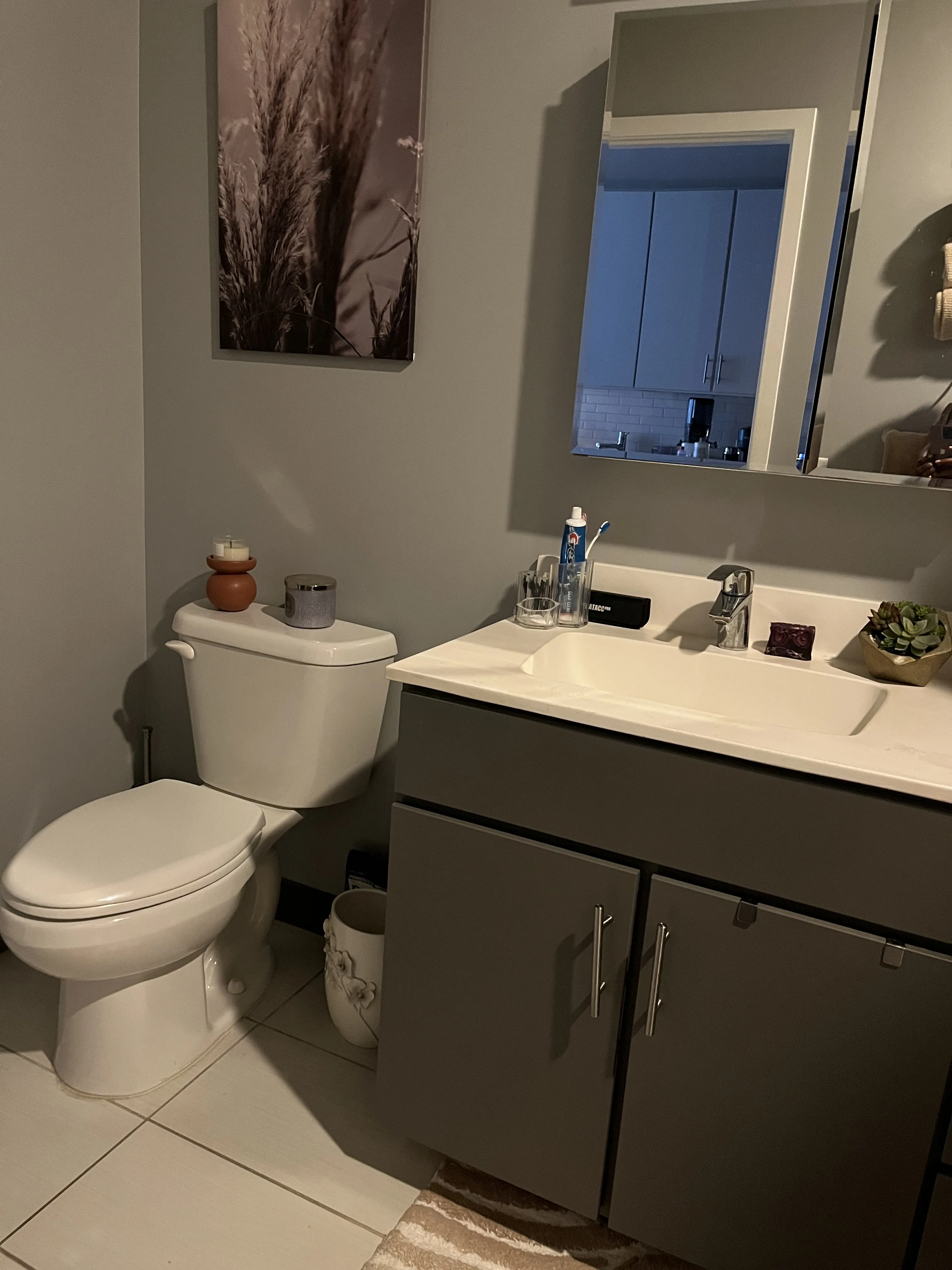 215 W Lake St 60606 60606-Chicago-IL