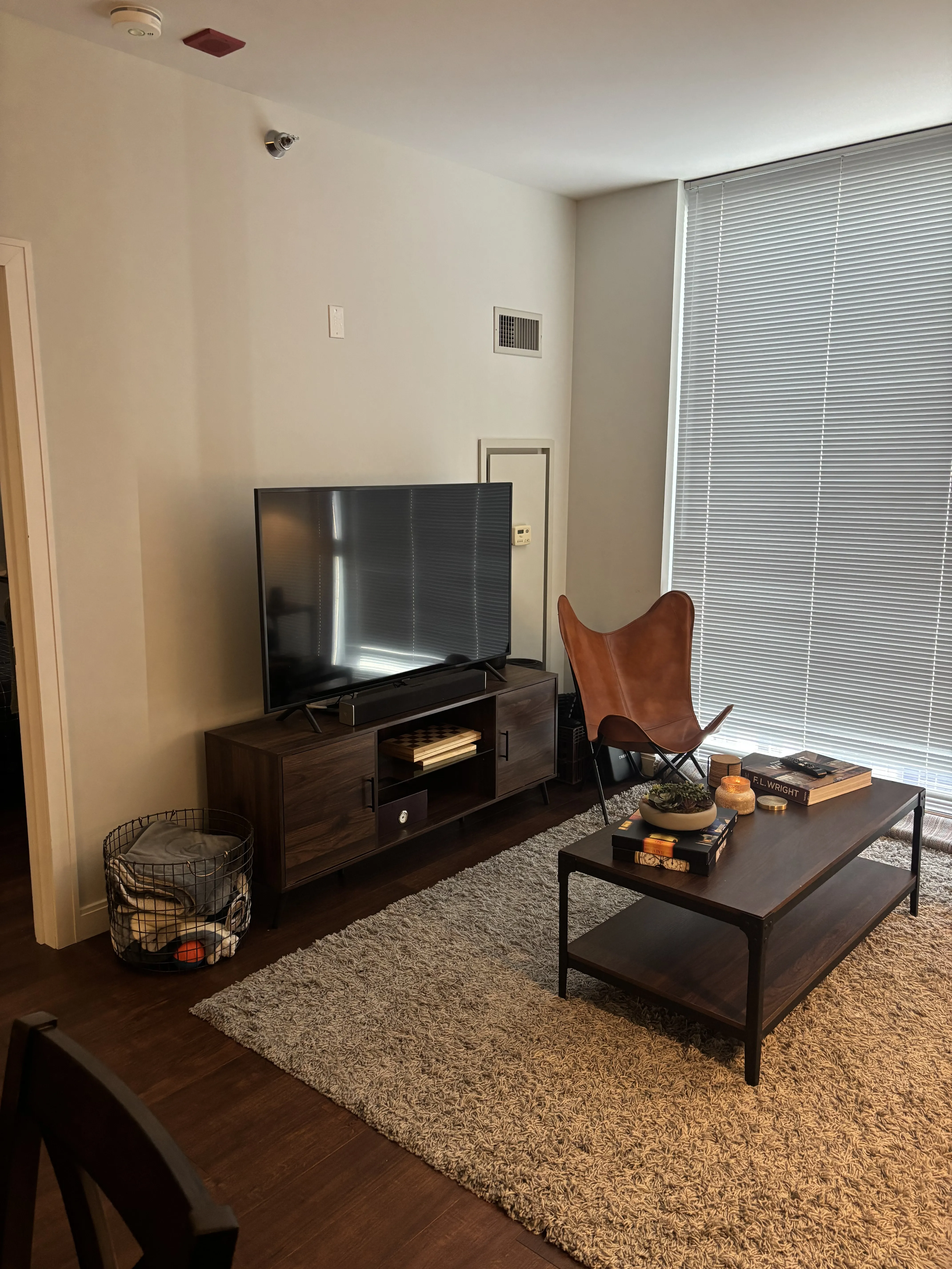 845 N State St   60611 60611-State and Chestnut-Chicago-IL