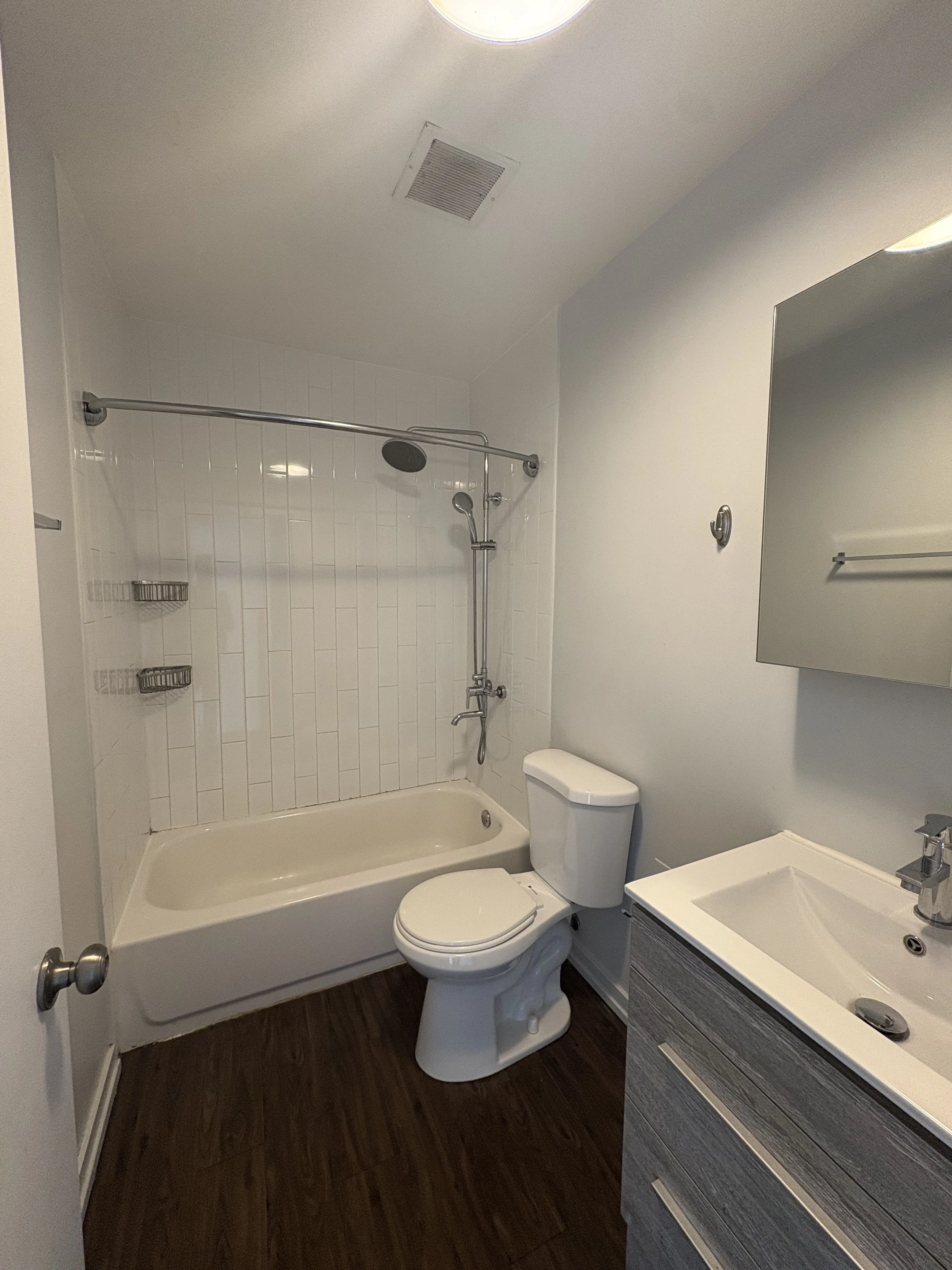 5051 N Kenmore Ave 60640 60640-unit#104-Chicago-IL