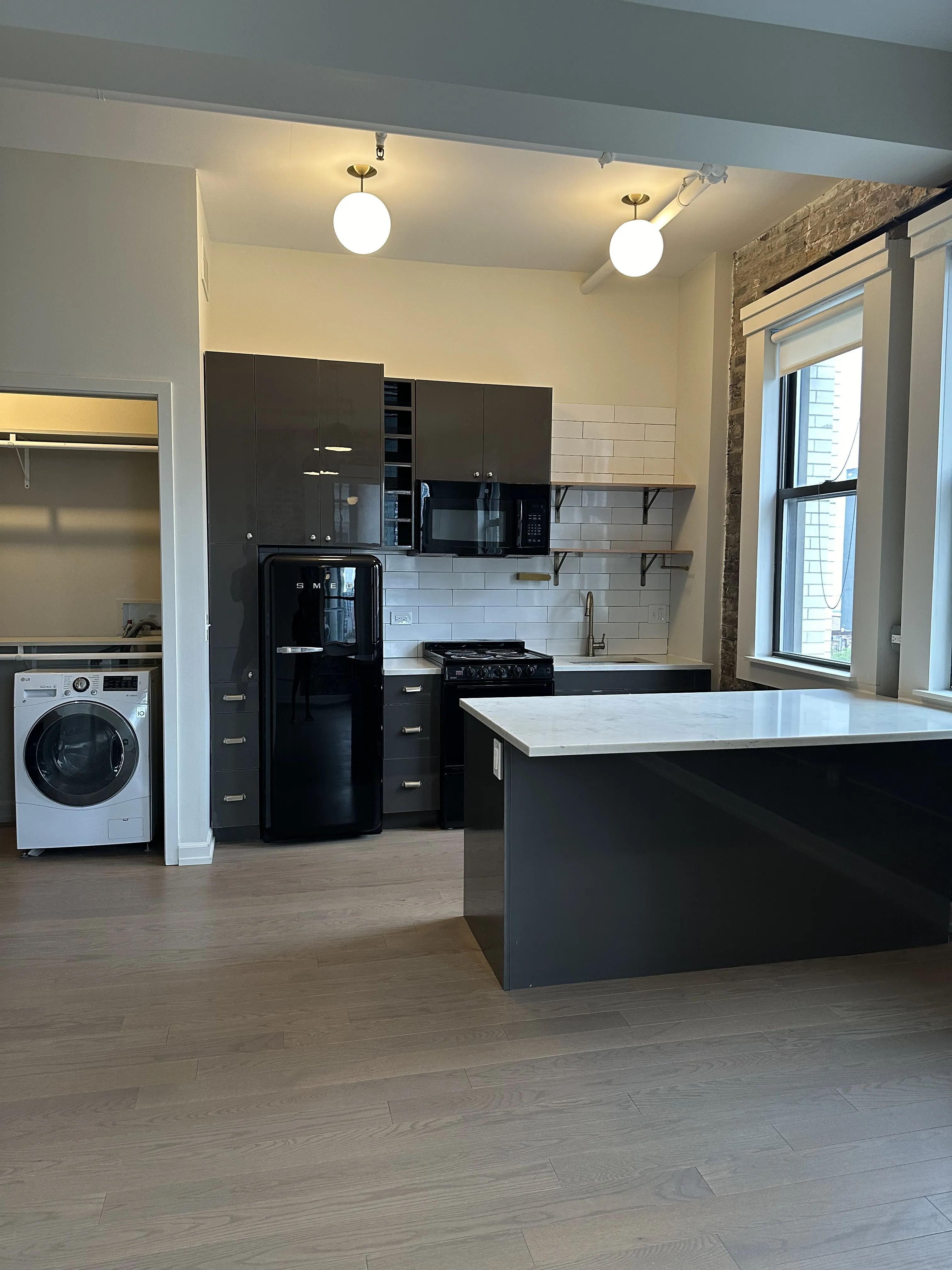 810 N Clark St 60610 60610-unit#420-Chicago-IL
