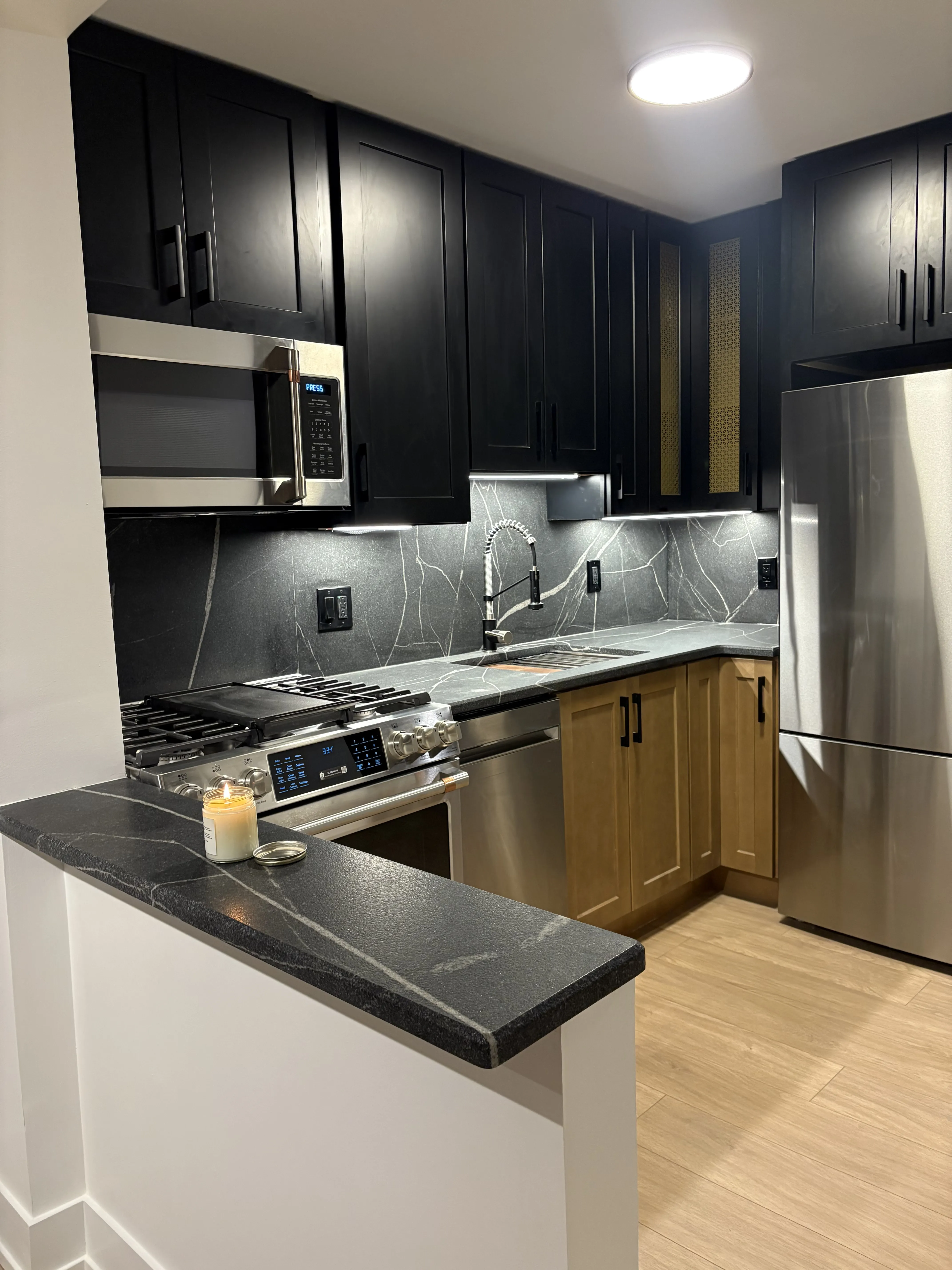1 E Scott St   60610 60610-1 E Scott Condominiums -unit#601-Chicago-IL