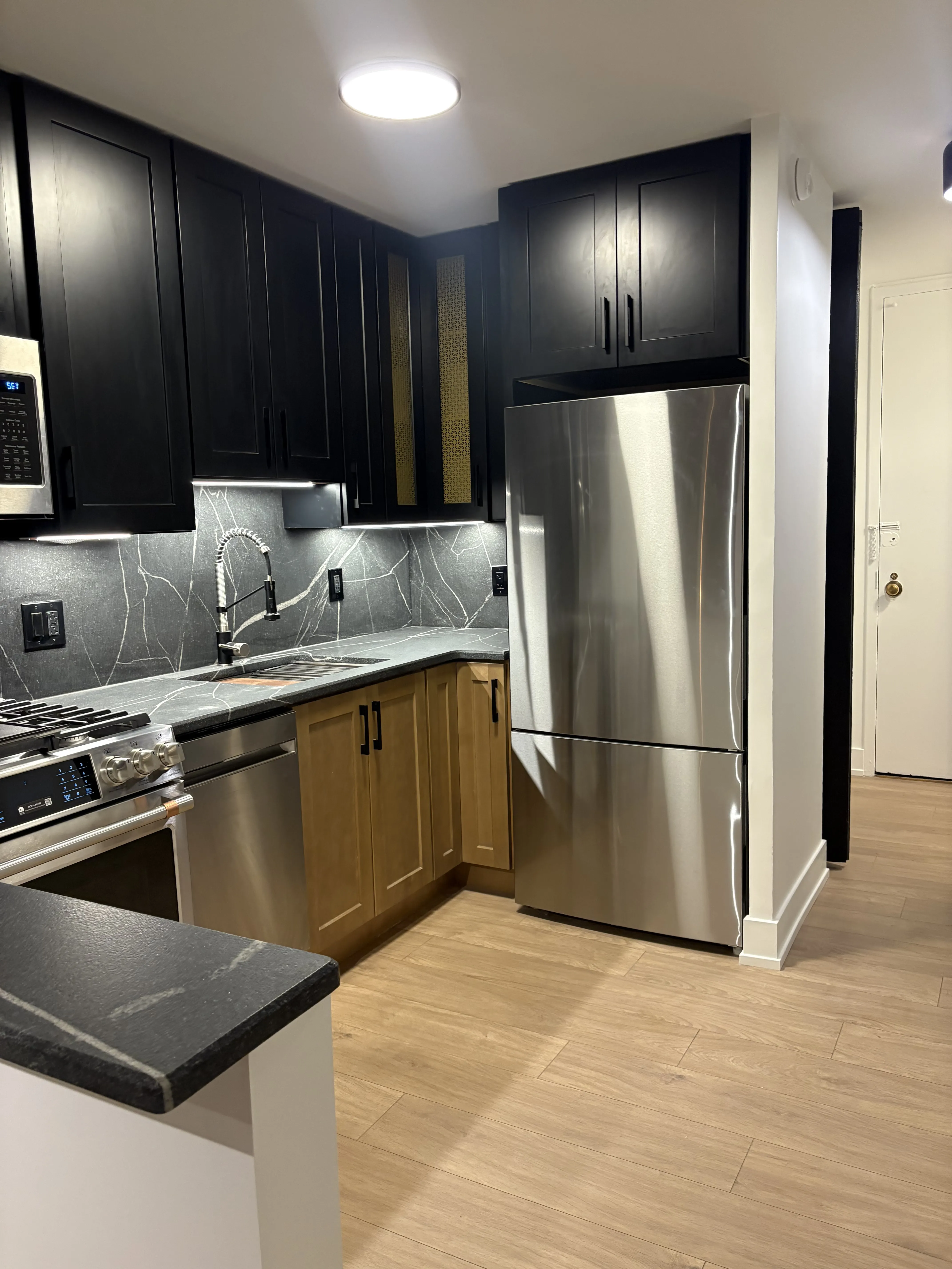 1 E Scott St   60610 60610-1 E Scott Condominiums -unit#601-Chicago-IL
