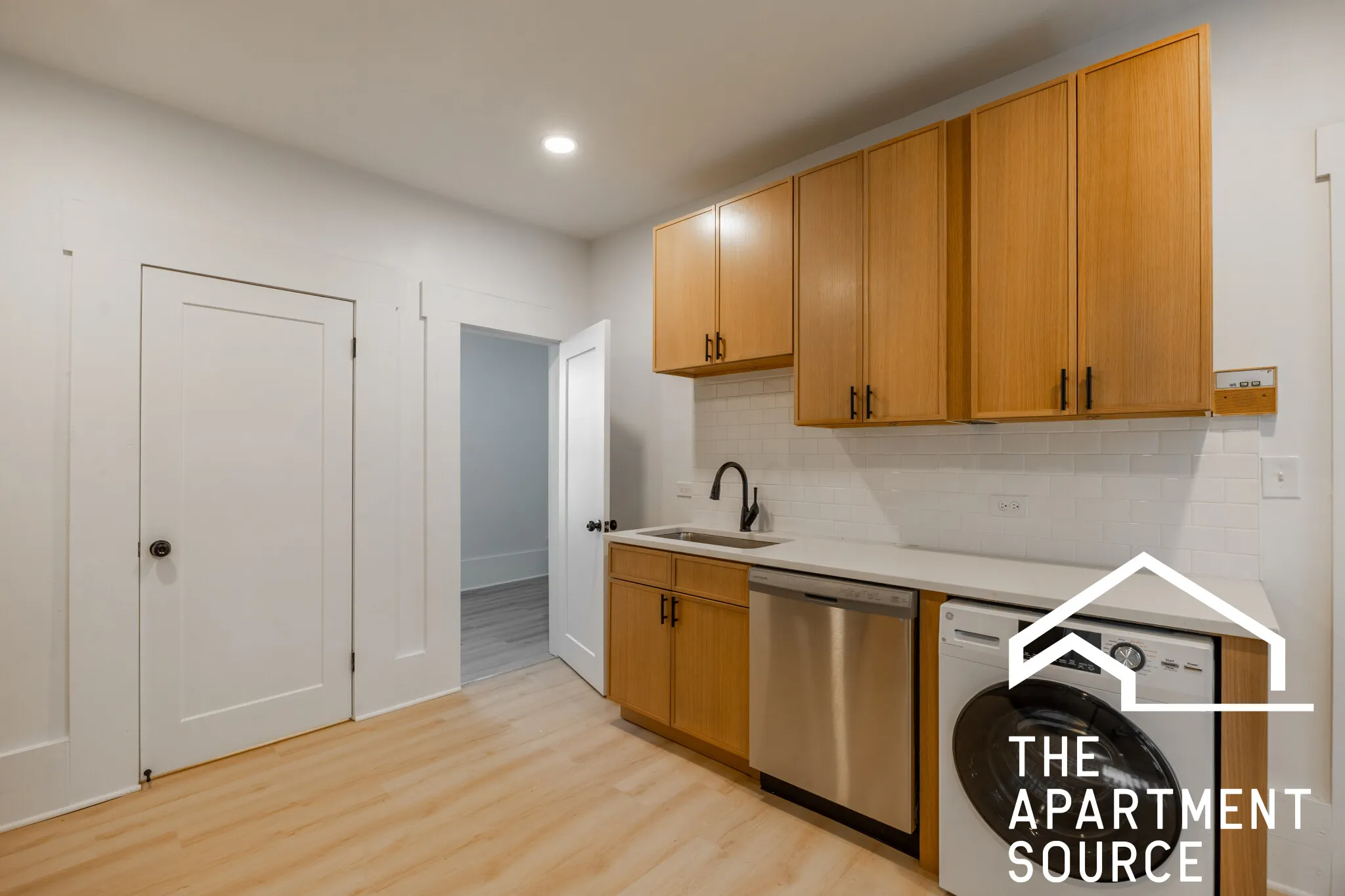 2301 N Leavitt St 60647 60647-unit#3-Chicago-IL