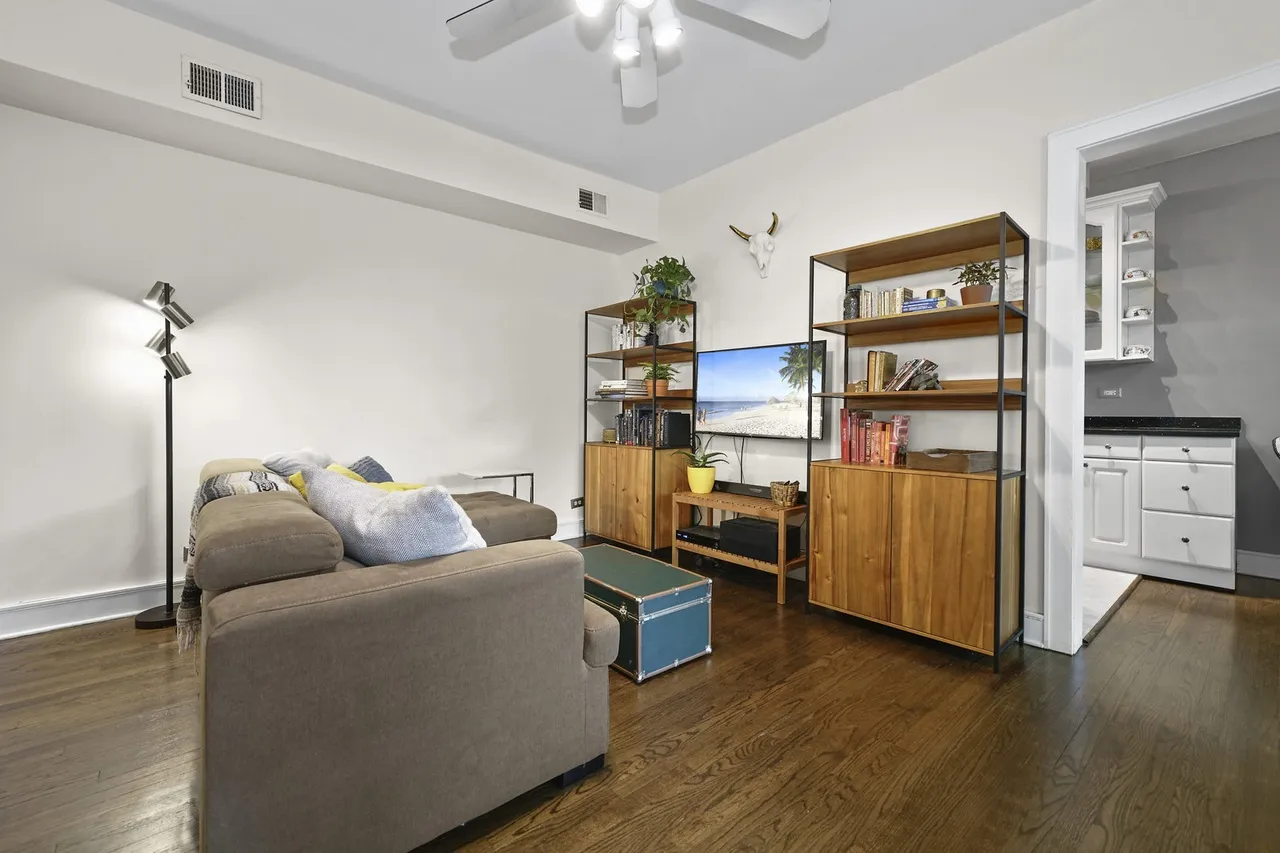 6251 N Sheridan Rd   60660 60660-unit#15-Chicago-IL