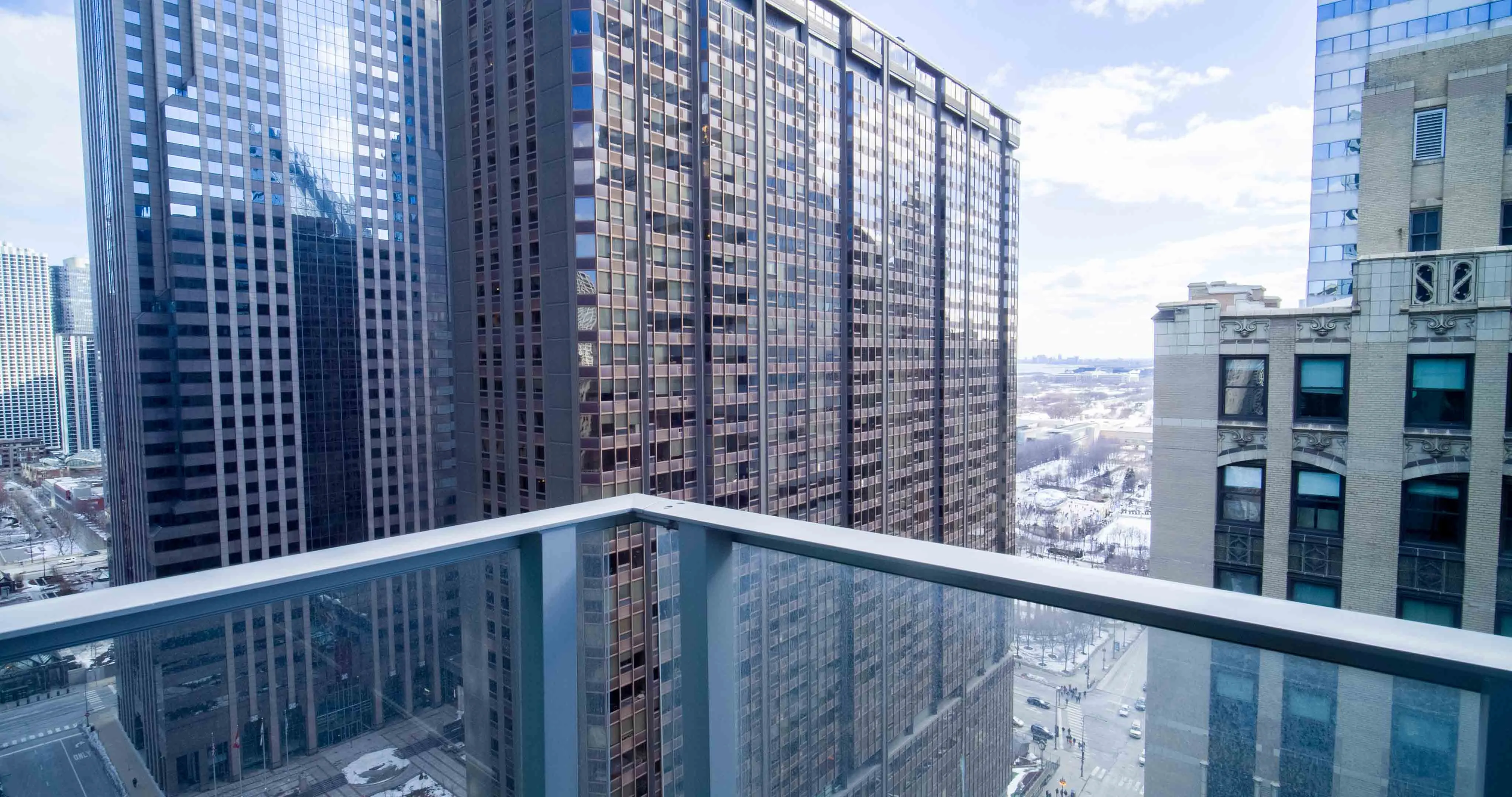 201 N Garland Ct   60601 60601-unit#2907-Chicago-IL