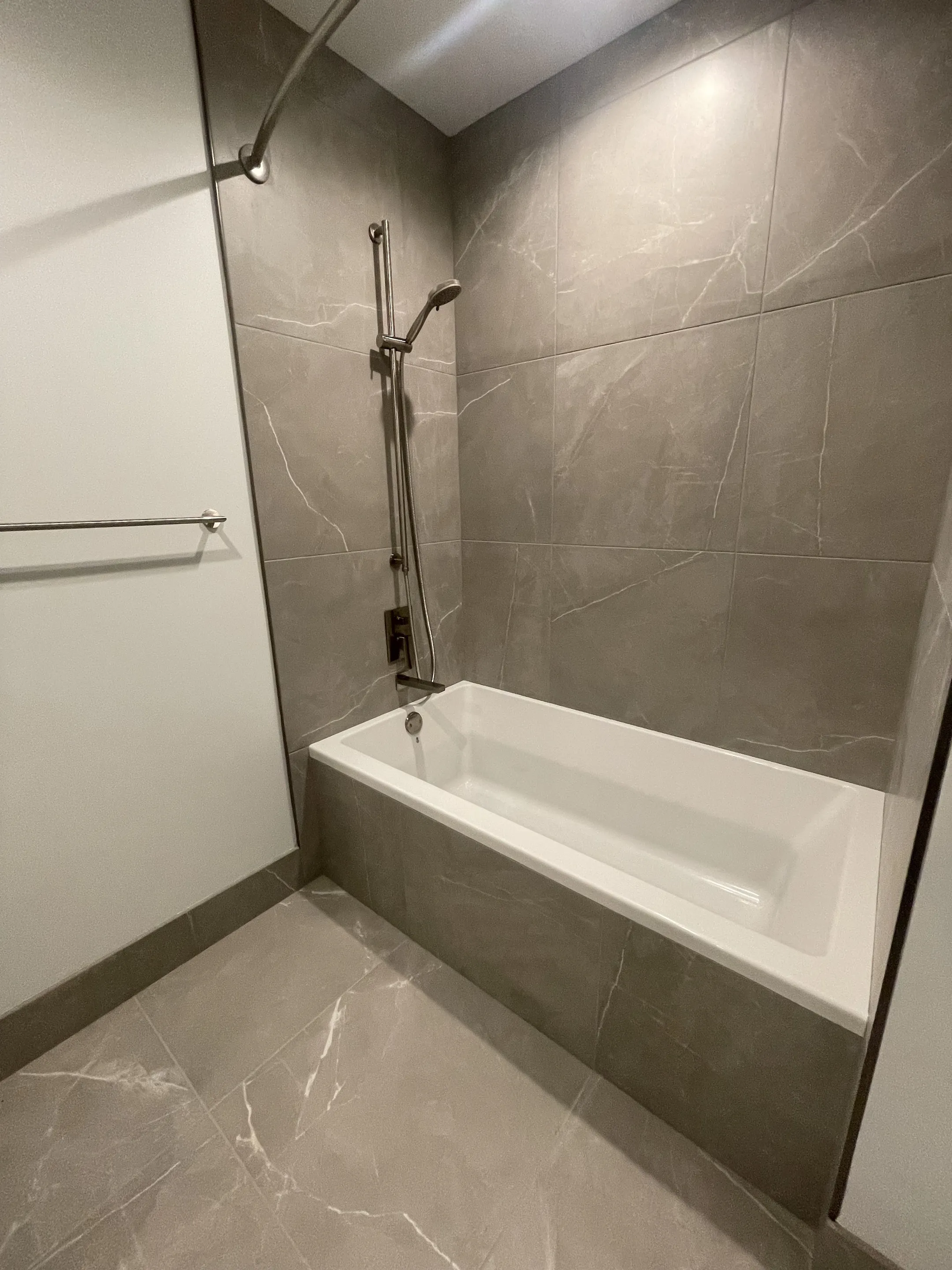 355 N Halsted St 60661 60661-unit#2103-Chicago-IL