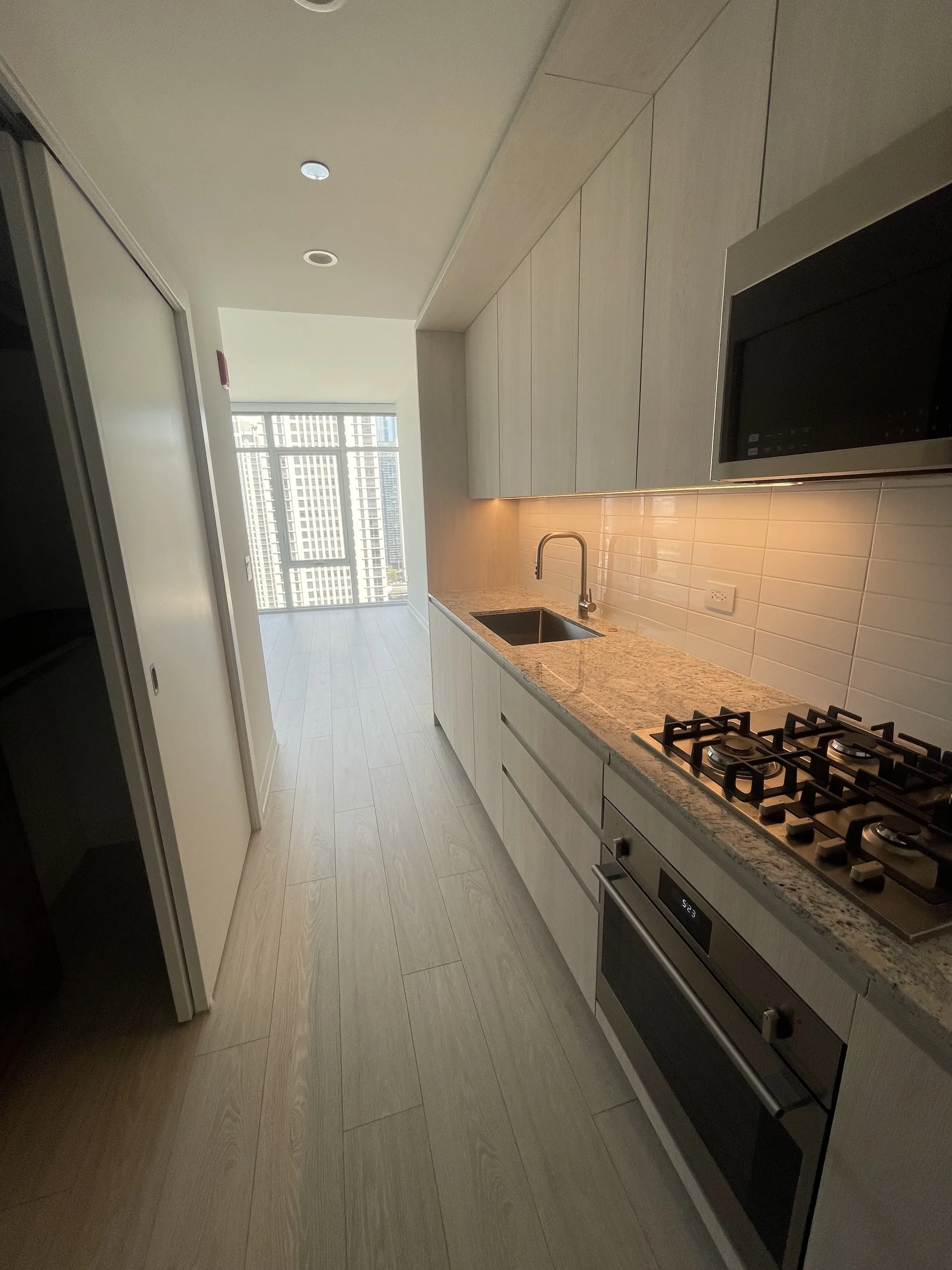 355 N Halsted St 60661 60661-unit#2103-Chicago-IL