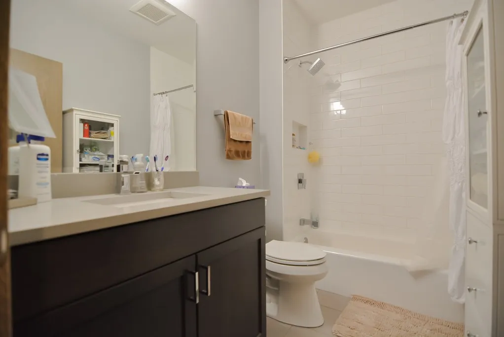 4324 N Ashland, ,  60613 60613-unit#B-Chicago-IL