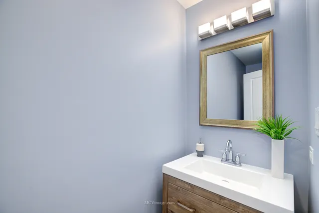 3815 S Langley Ave   60653 60653-unit#101-Chicago-IL