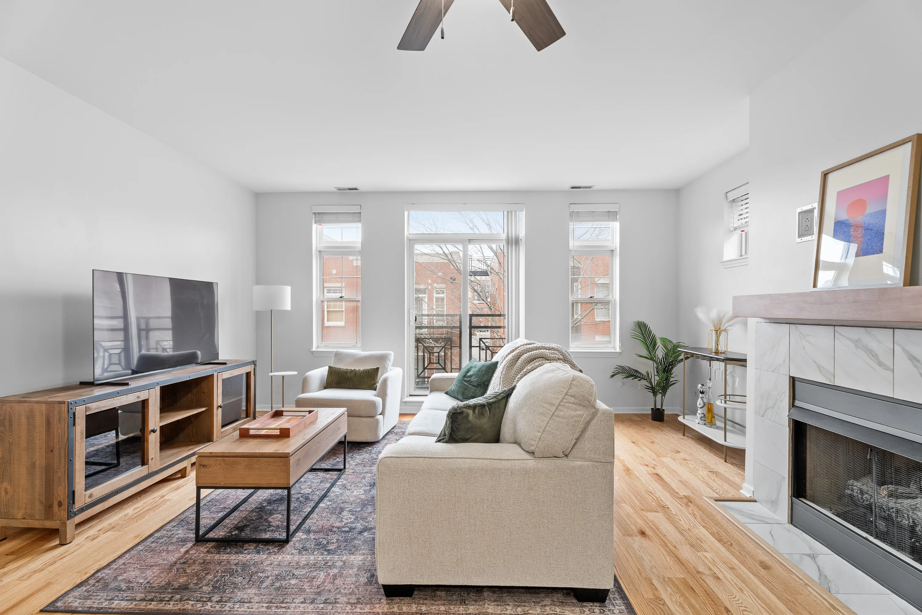 808 W University Ln 60608 60608-unit#3A-Chicago-IL