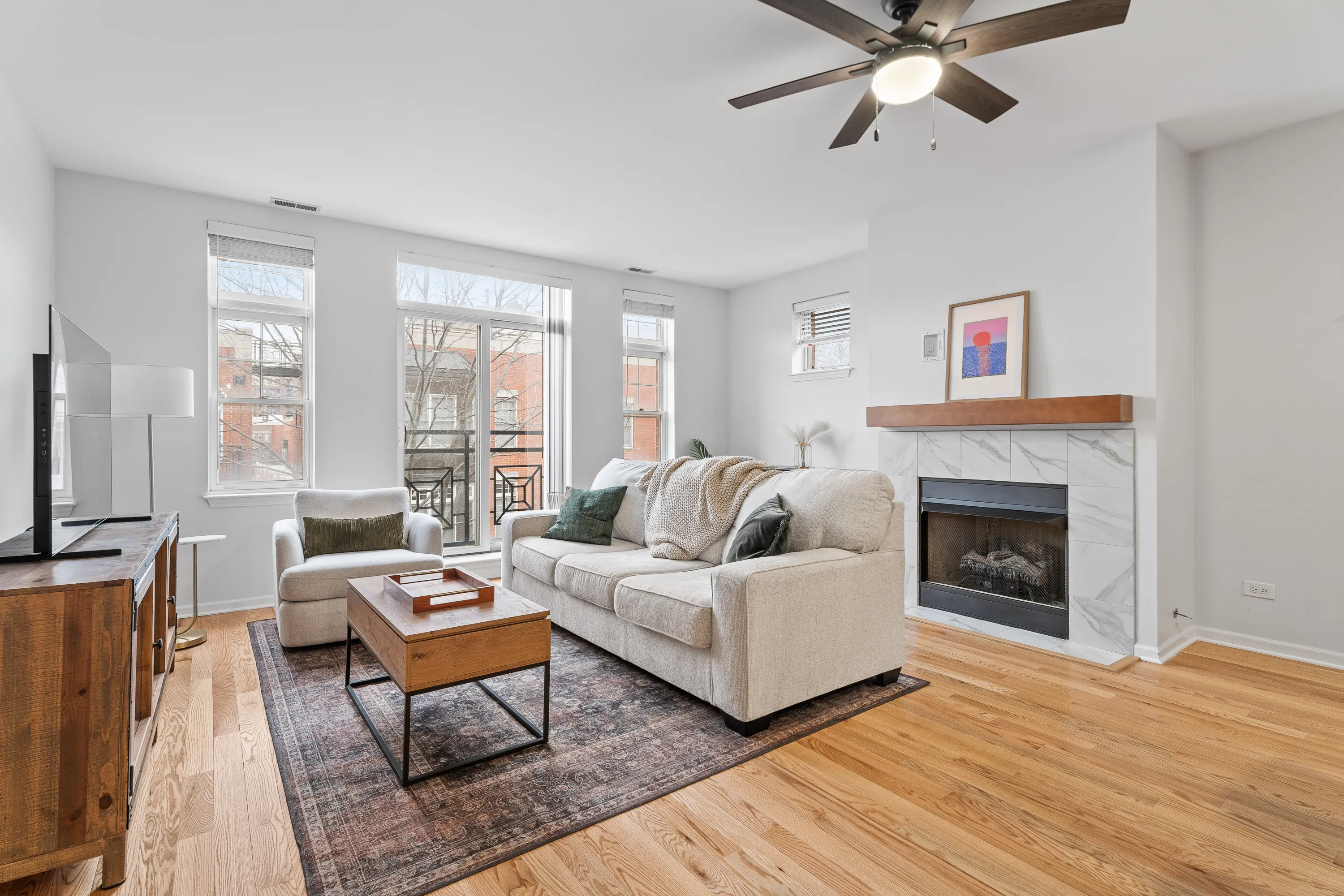 808 W University Ln 60608 60608-unit#3A-Chicago-IL