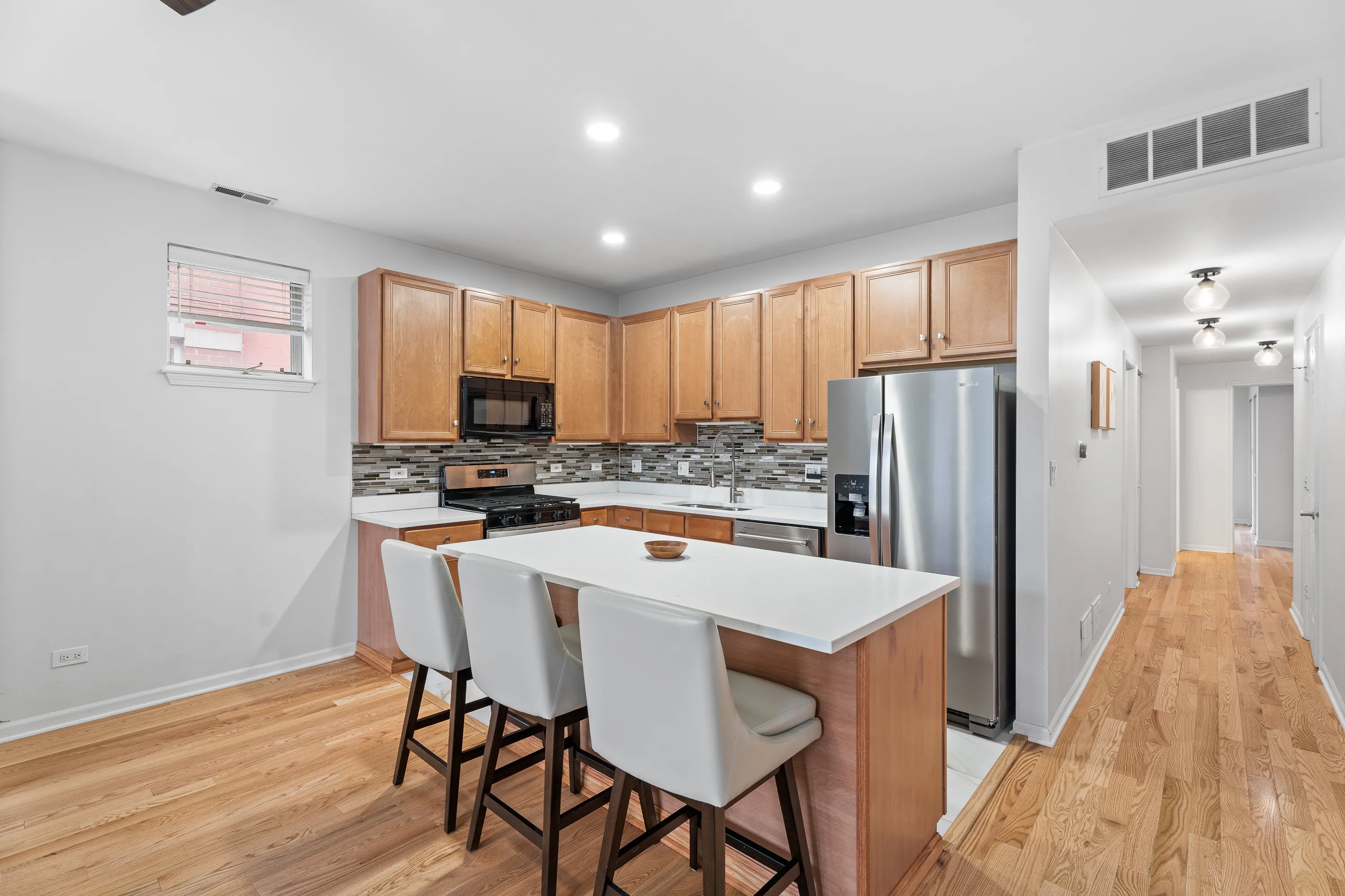 808 W University Ln 60608 60608-unit#3A-Chicago-IL