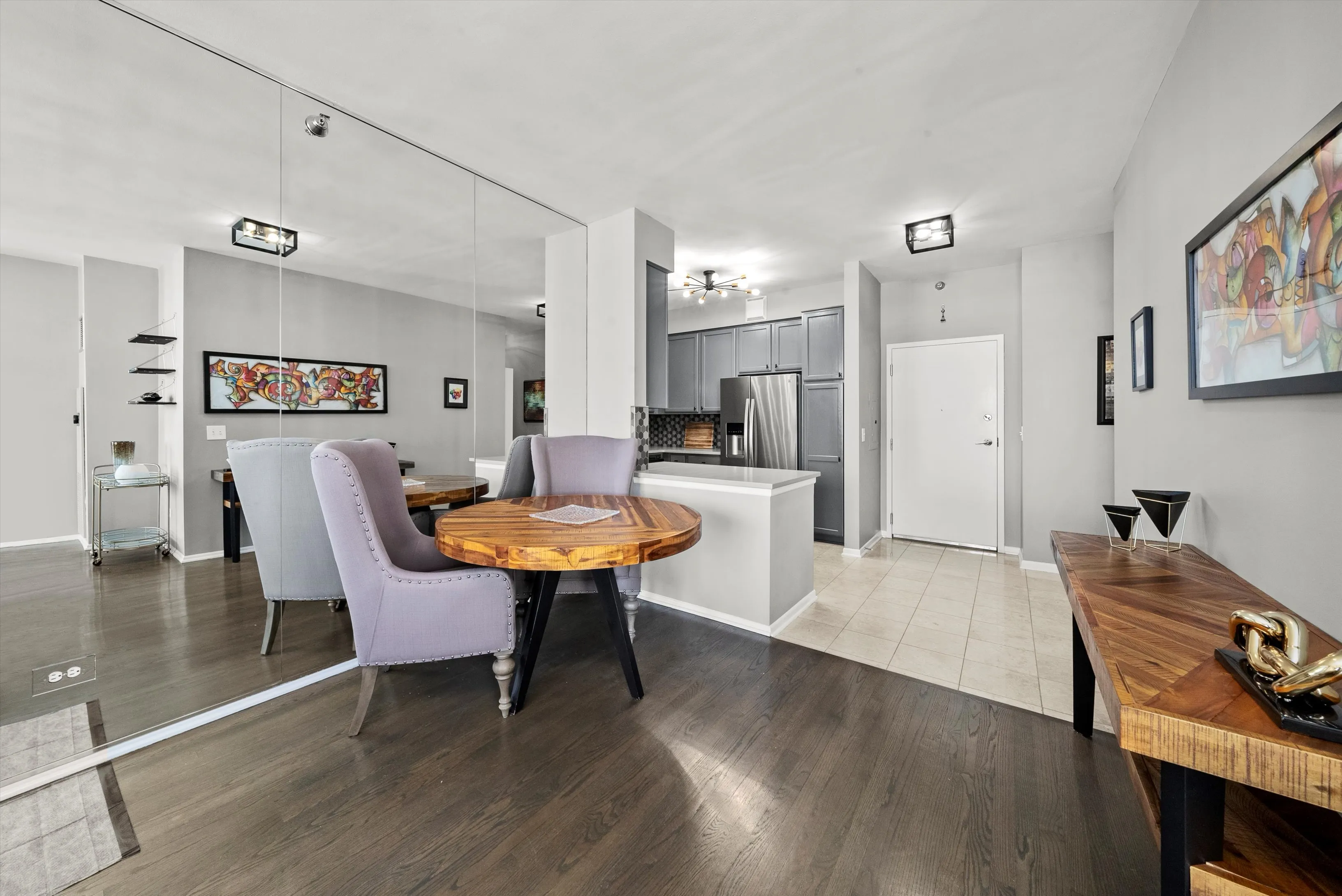 435 W Erie St   60654 60654-Erie Centre-unit#1708-Chicago-IL