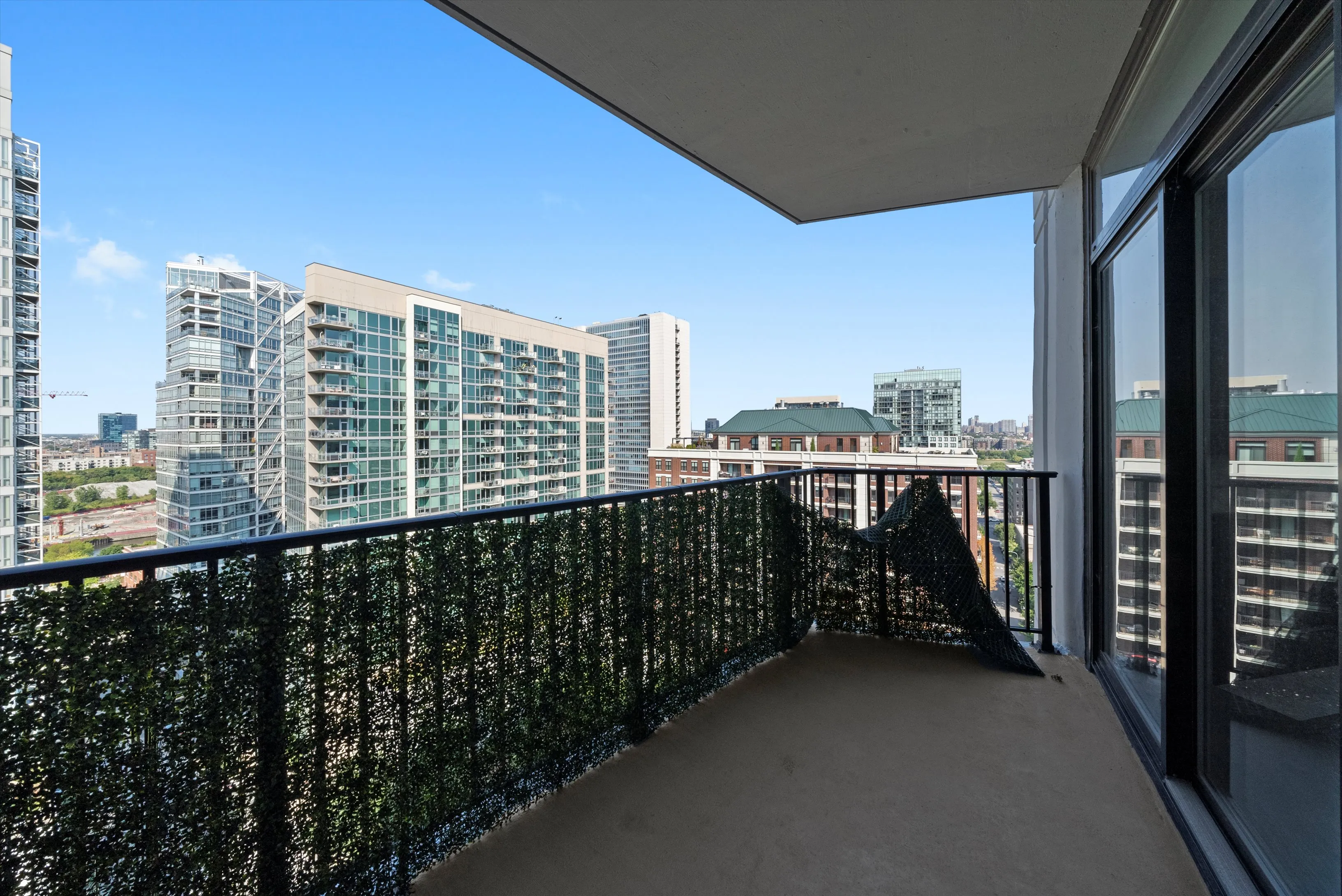 435 W Erie St   60654 60654-Erie Centre-unit#1708-Chicago-IL