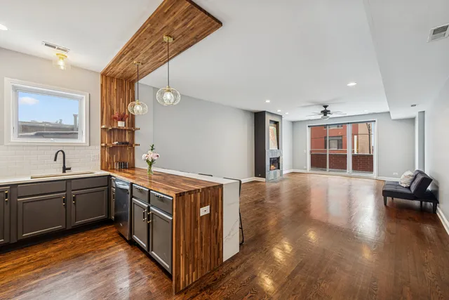 1610 W Grand Ave 60622 60622-unit#2C-Chicago-IL