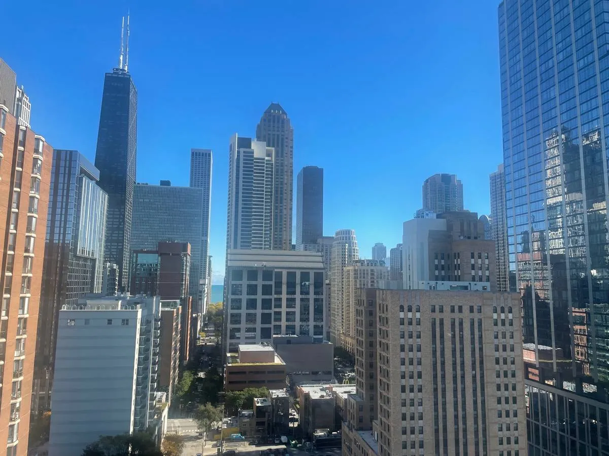 833 N Clark St 60610 60610-Aurelien-unit#2002-Chicago-IL