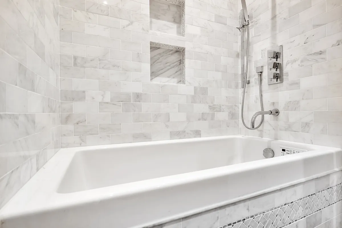 1228 N Dearborn St   60610 60610-The Vinnedge Condominium-unit#2-Chicago-IL