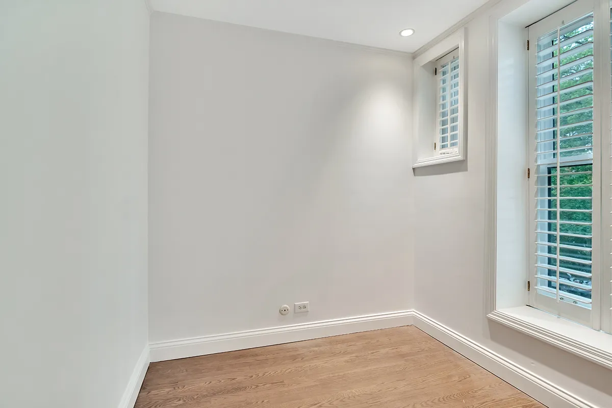 1228 N Dearborn St   60610 60610-The Vinnedge Condominium-unit#2-Chicago-IL