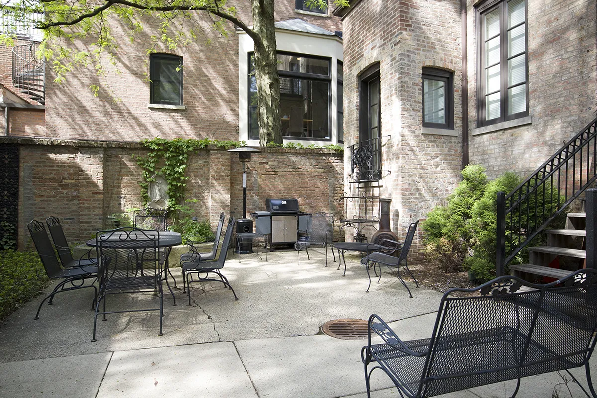 1228 N Dearborn St   60610 60610-The Vinnedge Condominium-unit#2-Chicago-IL