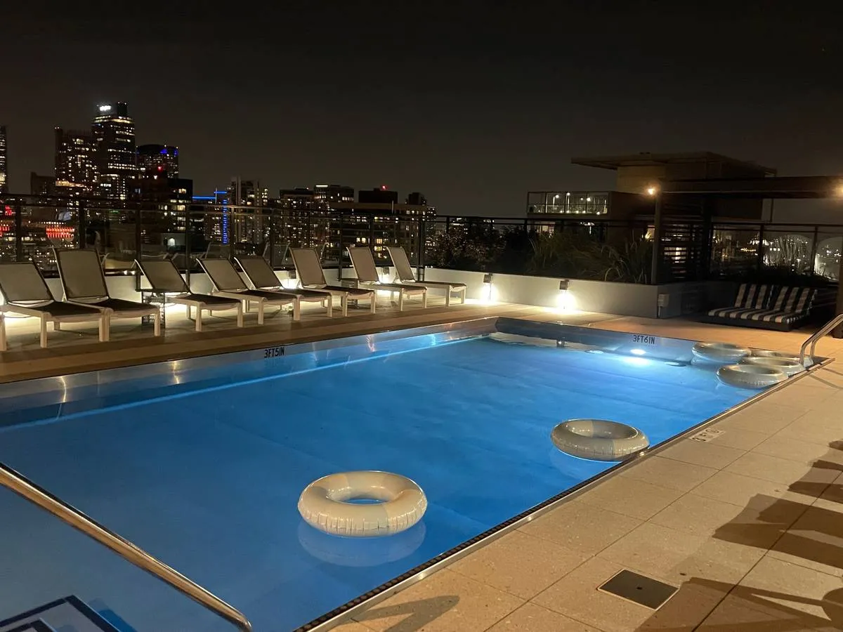 833 N Clark St 60610 60610-Aurelien-unit#2002-Chicago-IL