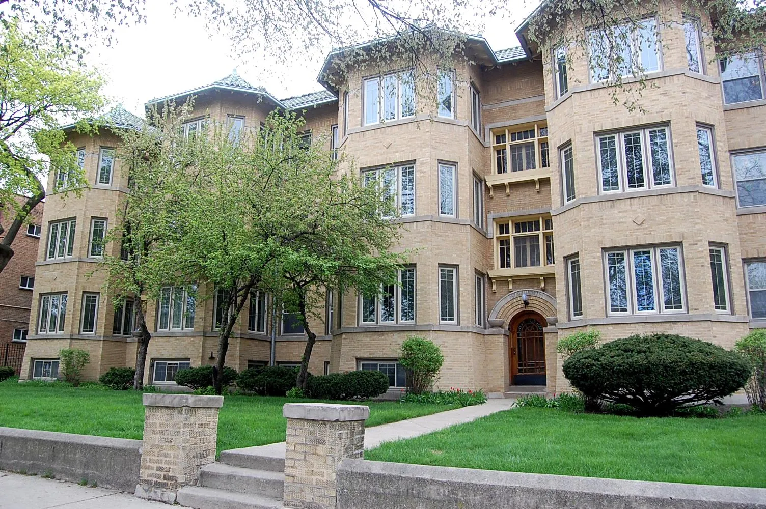 1700 W Touhy Ave 60626 60626-unit#1-Chicago-IL