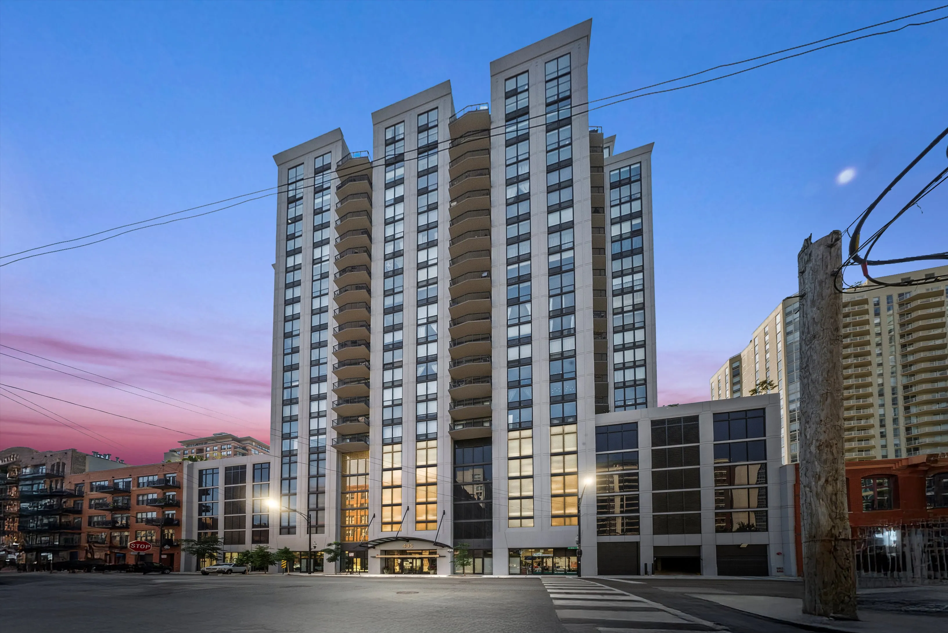 435 W Erie St   60654 60654-Erie Centre-unit#1708-Chicago-IL