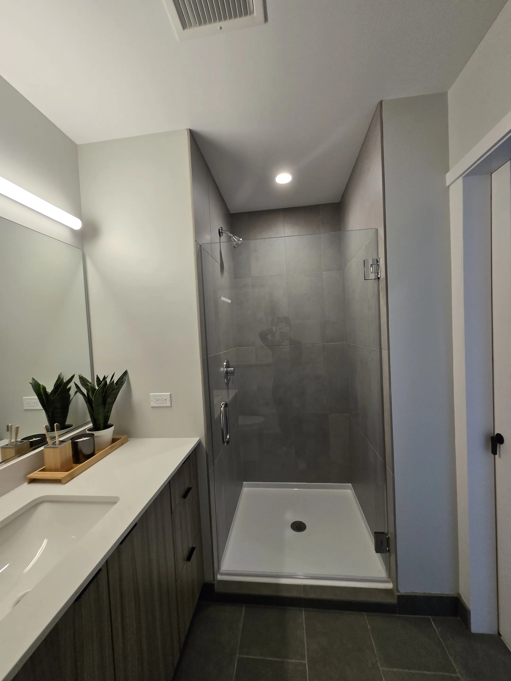 4611 N Broadway   60640 60640-unit#614-Chicago-IL